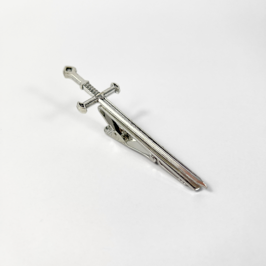 Pince à cravate épée médiévale