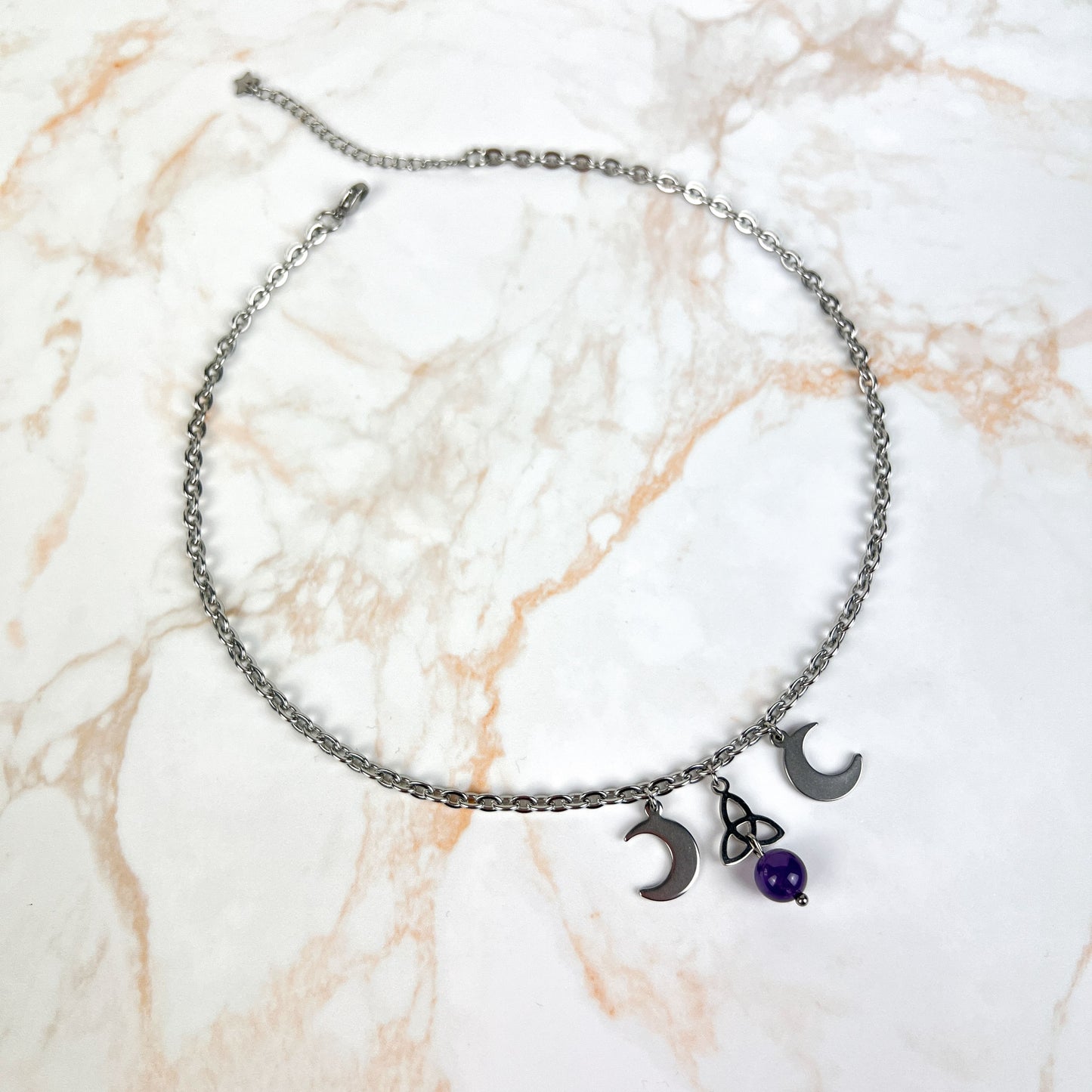 Triple moon Triquetra necklace made of stainless steel and gemstone Baguette Magick