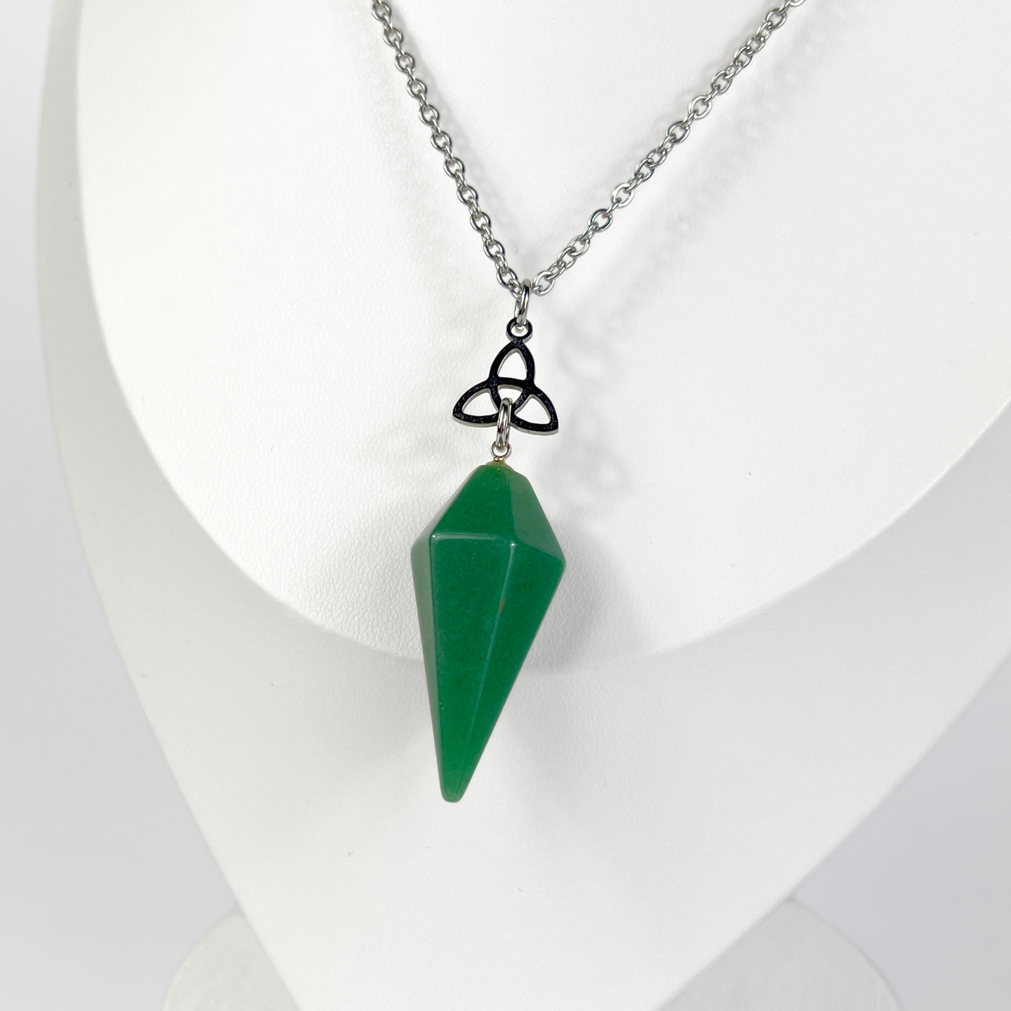 Aventurine and triquetra Celtic knot pendulum necklace