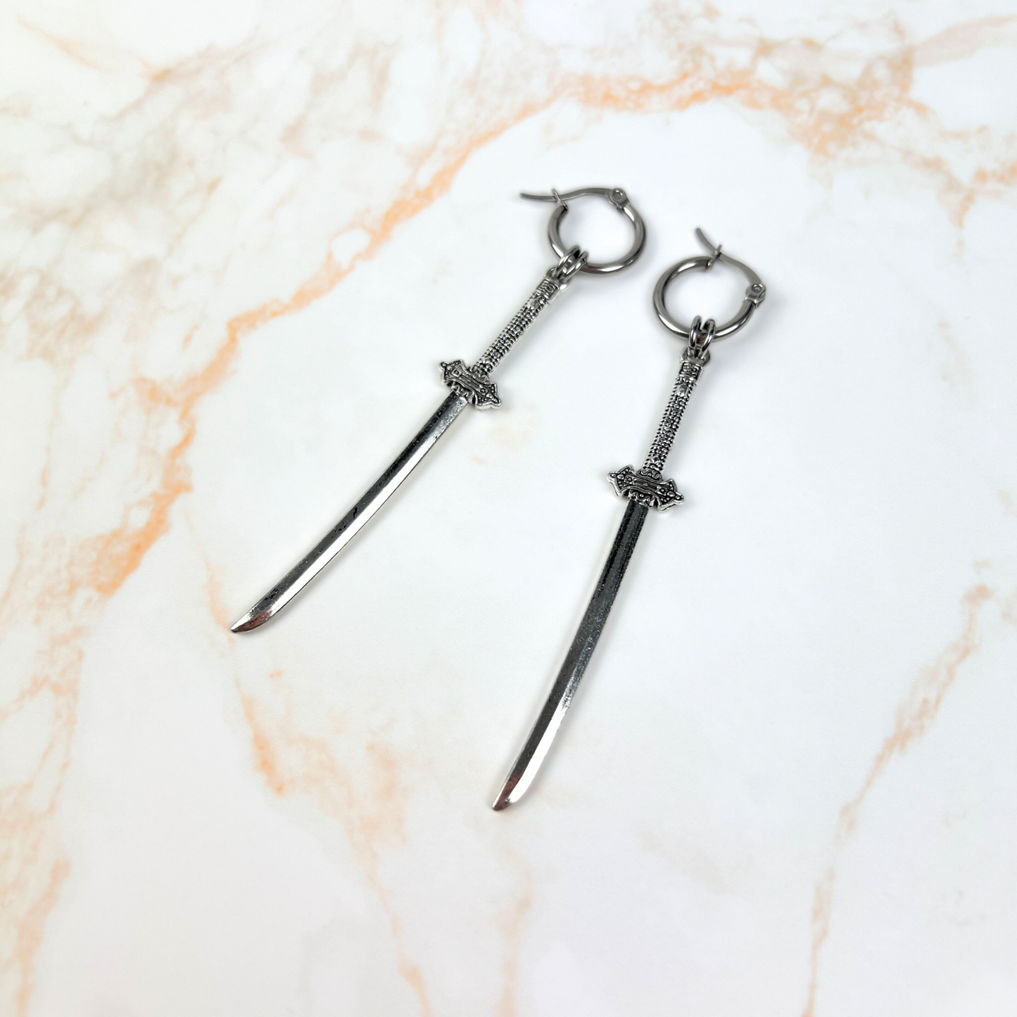 Boucles d'oreilles épée Katana, avec cerceaux hypoallergéniques en acier inoxydable