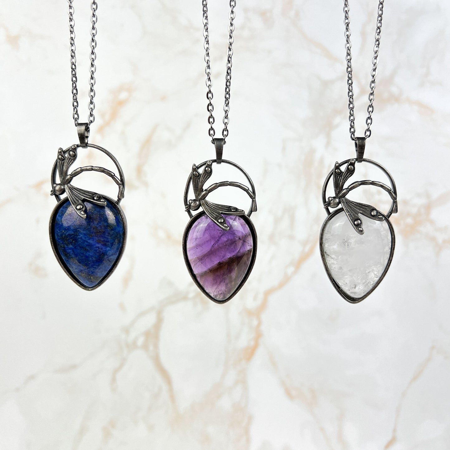 Dragonfly gemstone necklace in quartz, lapis lazuli or amethyst Baguette Magick