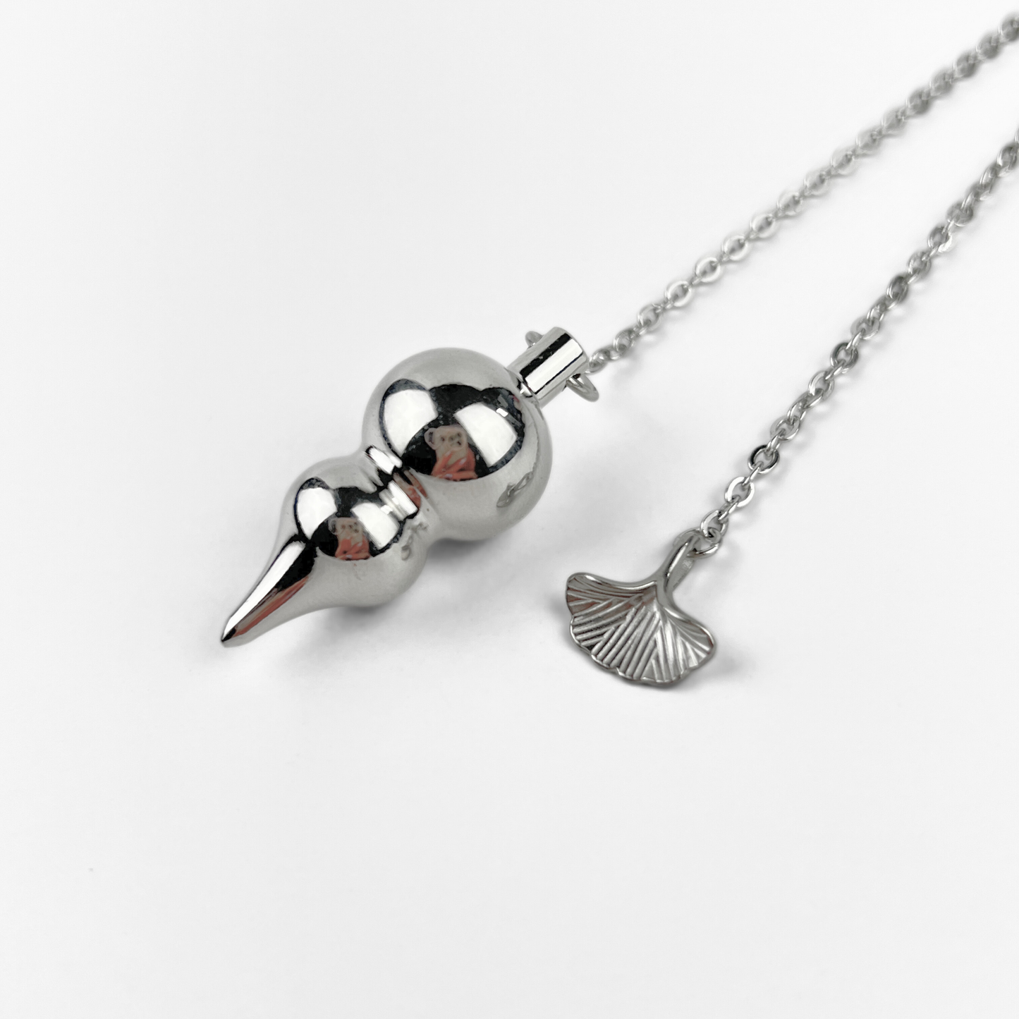 Wu Lou dowsing pendulum, feng shui gourd and ginkgo leaf