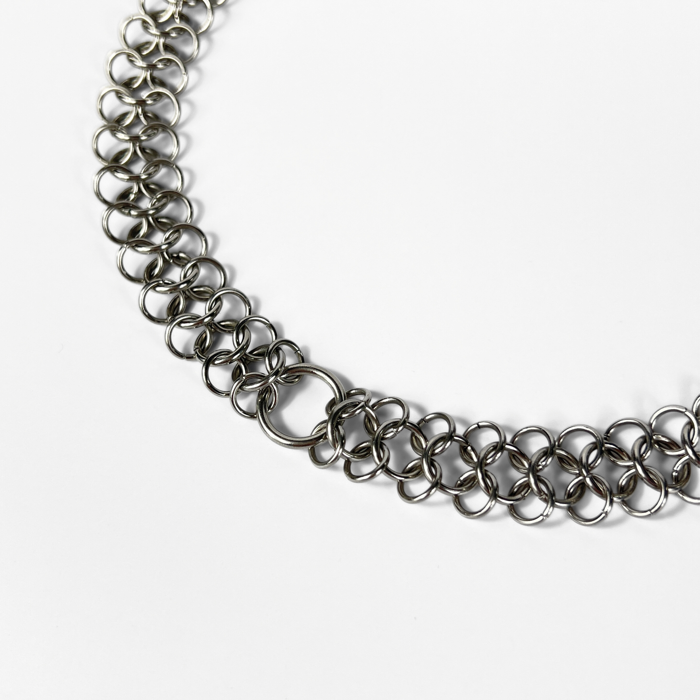 O-ring chainmail choker necklace Baguette Magick