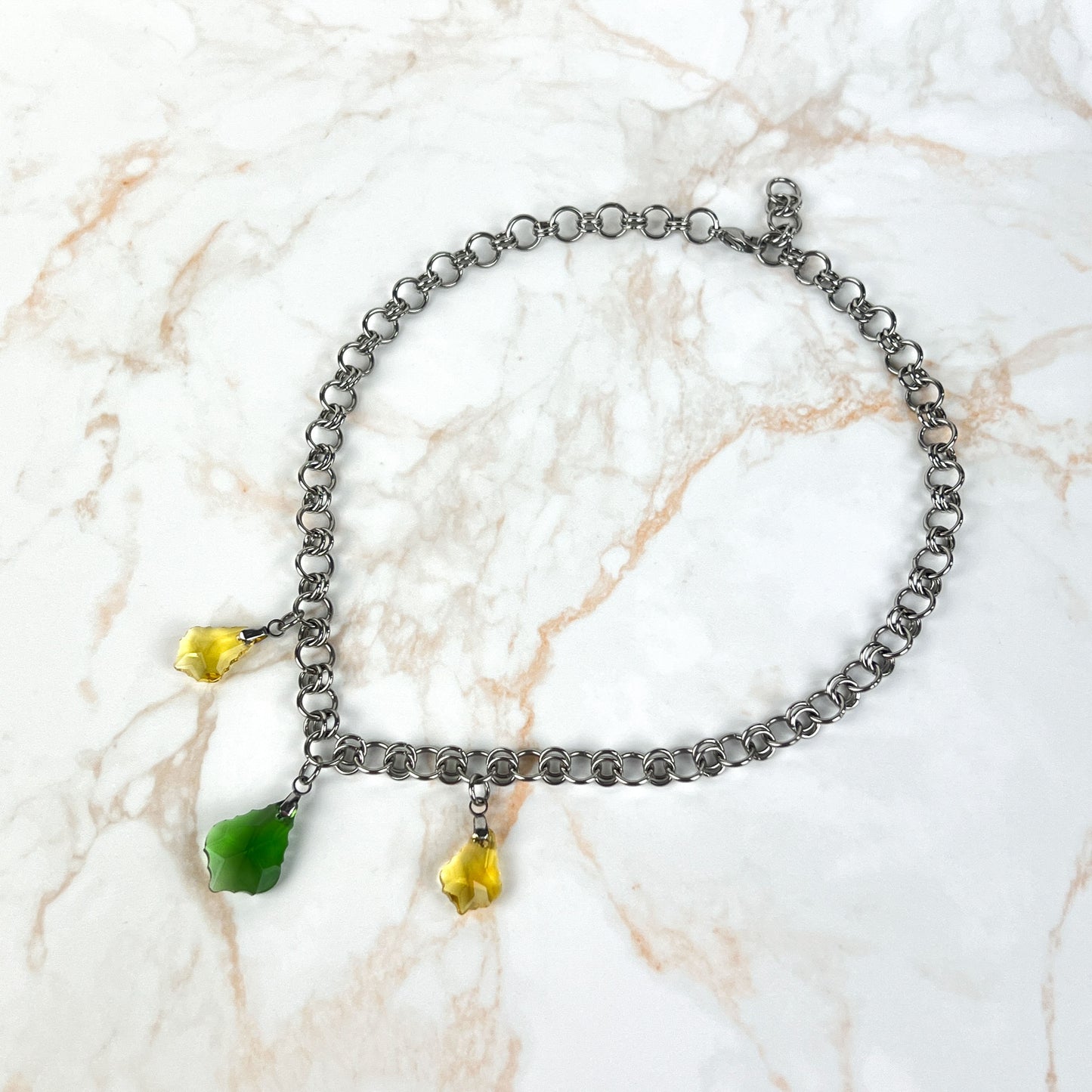 Sparkling crystal necklace, yellow and green, chainmail chain, stainless steel