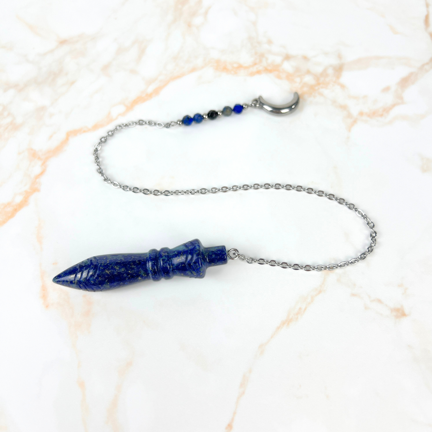 Pendule Thot égyptienne gravée, lapis lazuli, onyx, acier inoxydable, breloque croissant de Lune