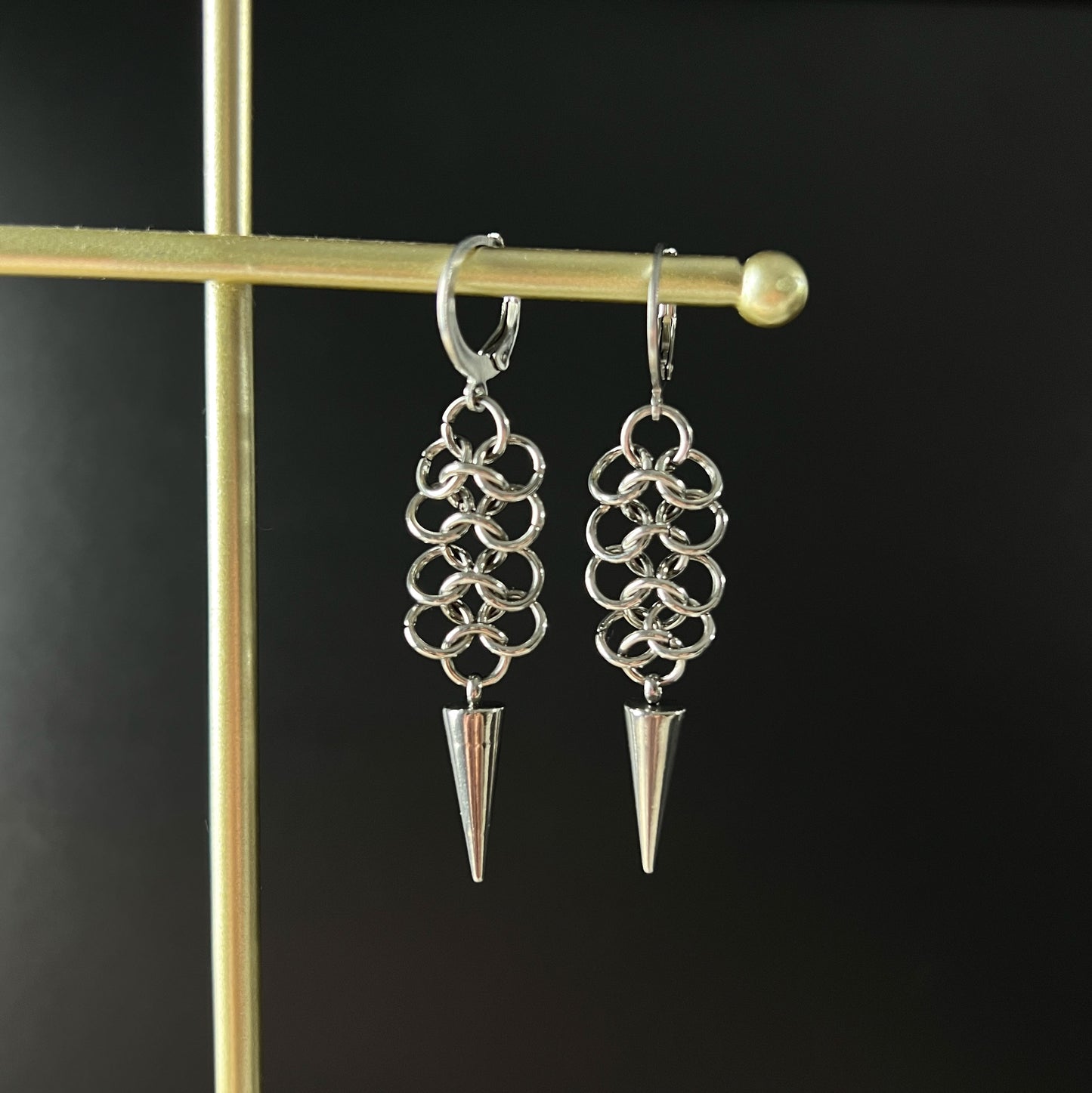 Micro European chainmail and spikes earrings Baguette Magick