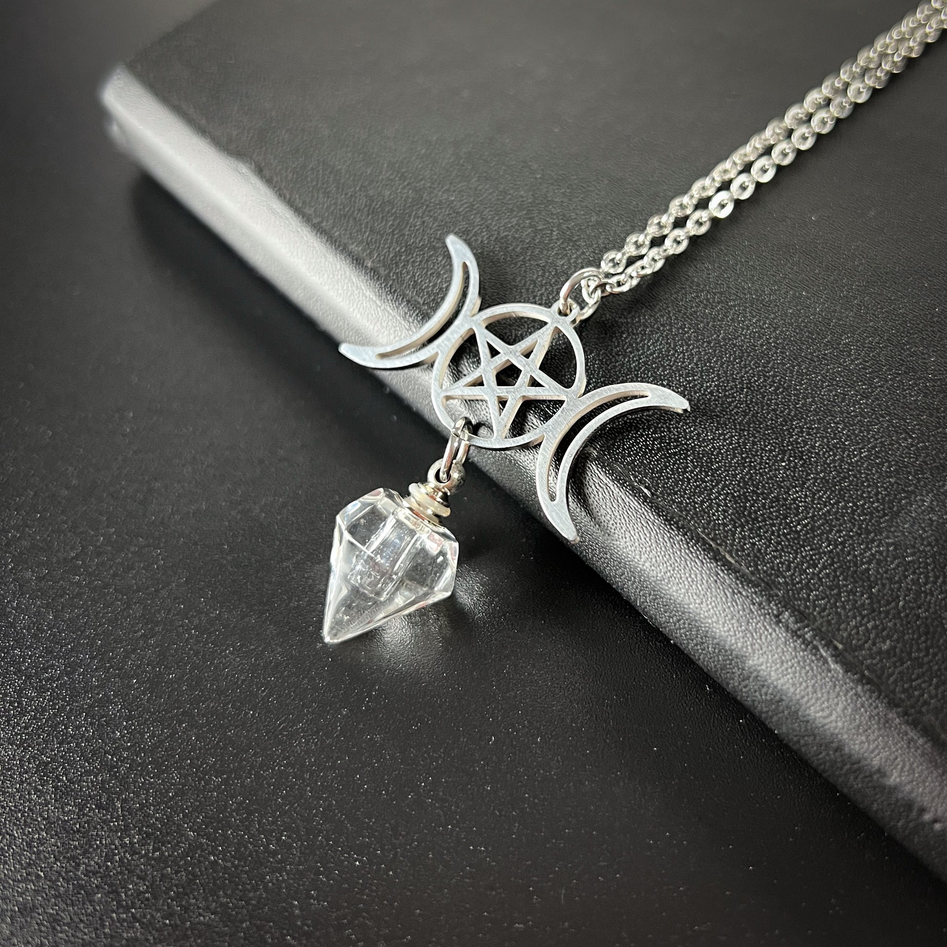 Triple Moon and pentacle potion necklace made of stainless steel Baguette Magick