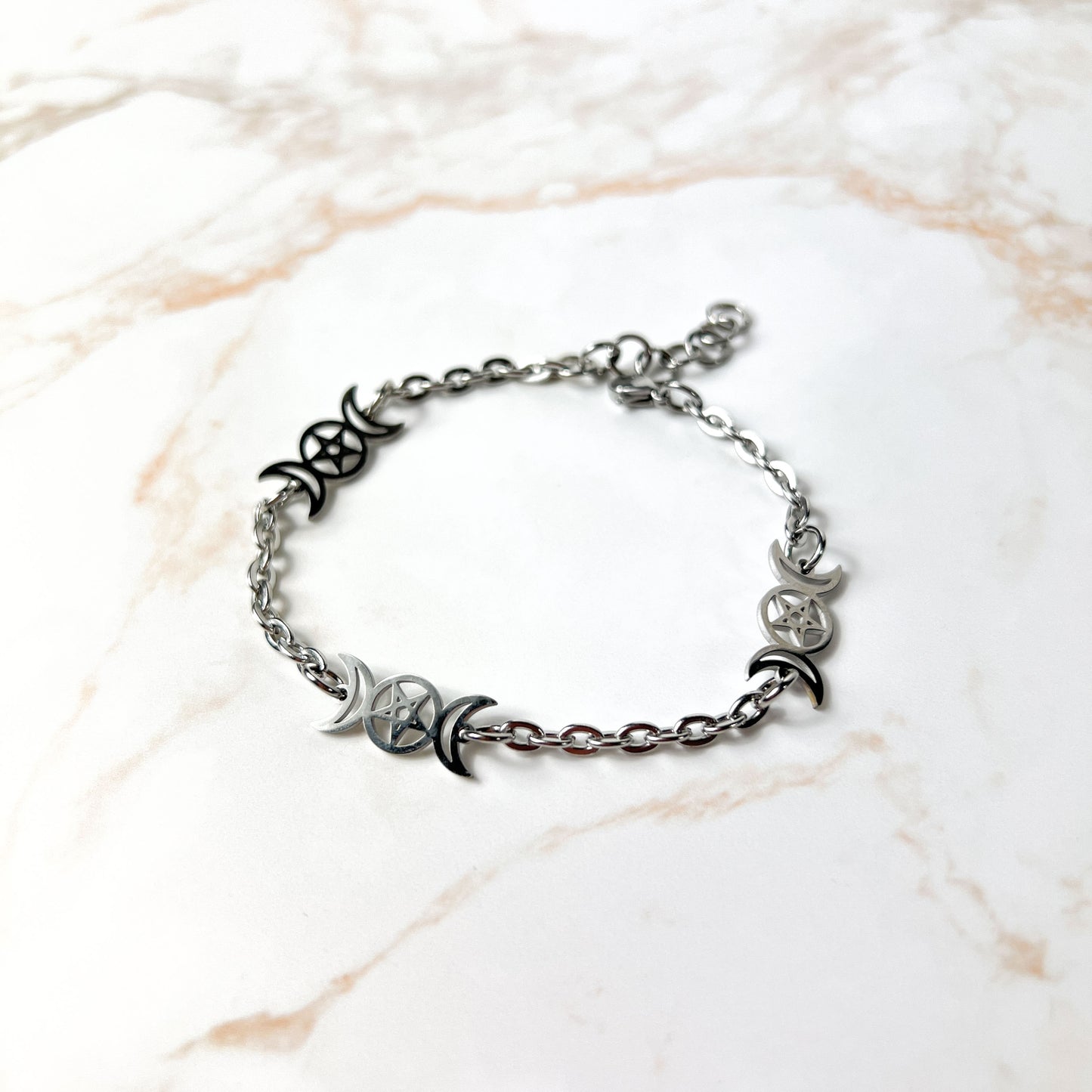 Triple Moon and pentacle bracelet, stainless steel Baguette Magick