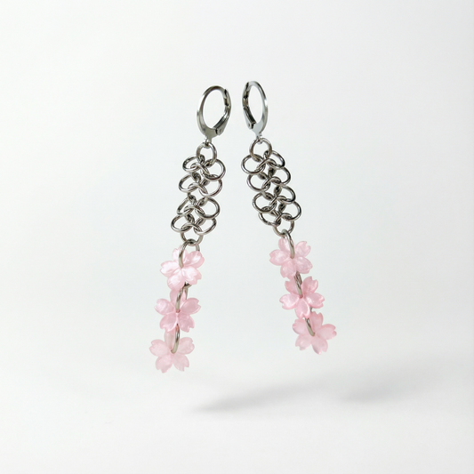 Micro chainmail sakura earrings Baguette Magick