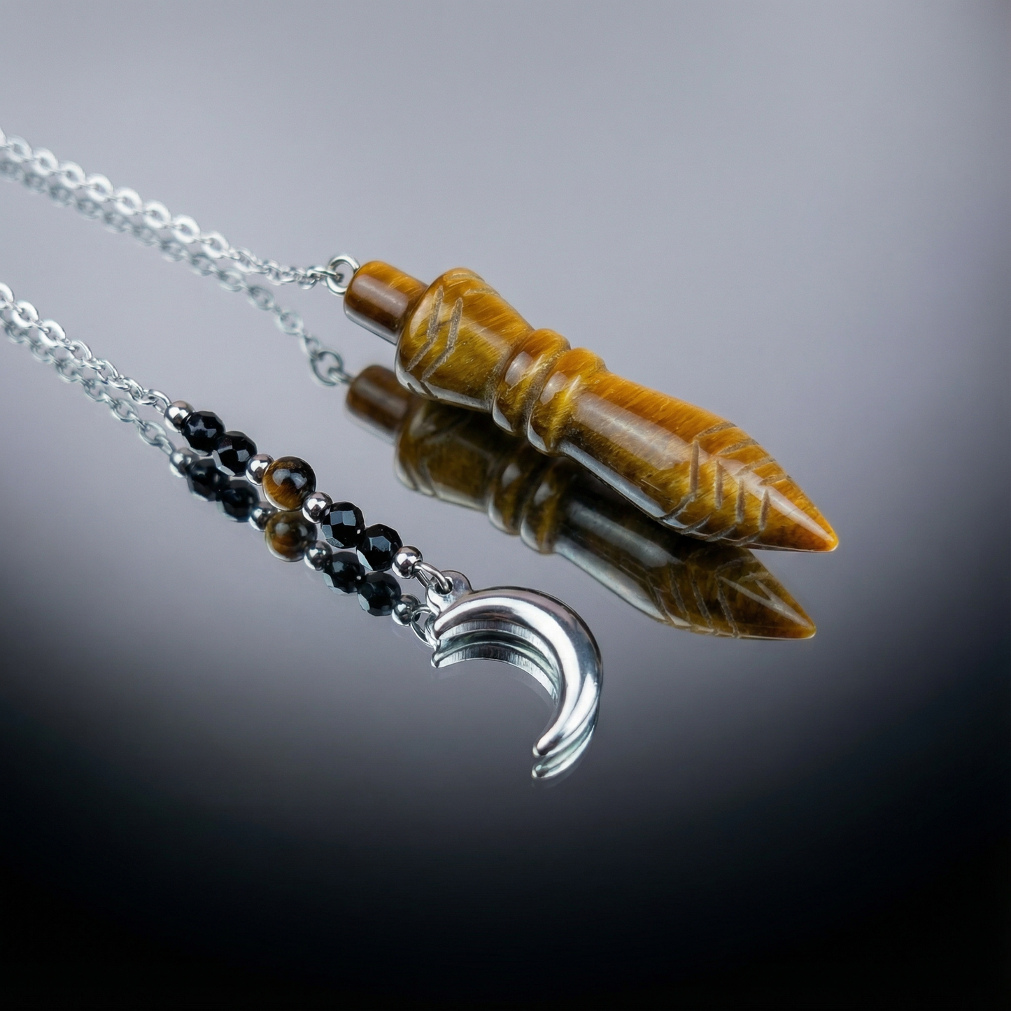 Pendule égyptien Thot gravé, œil de tigre, onyx, breloque croissant de lune