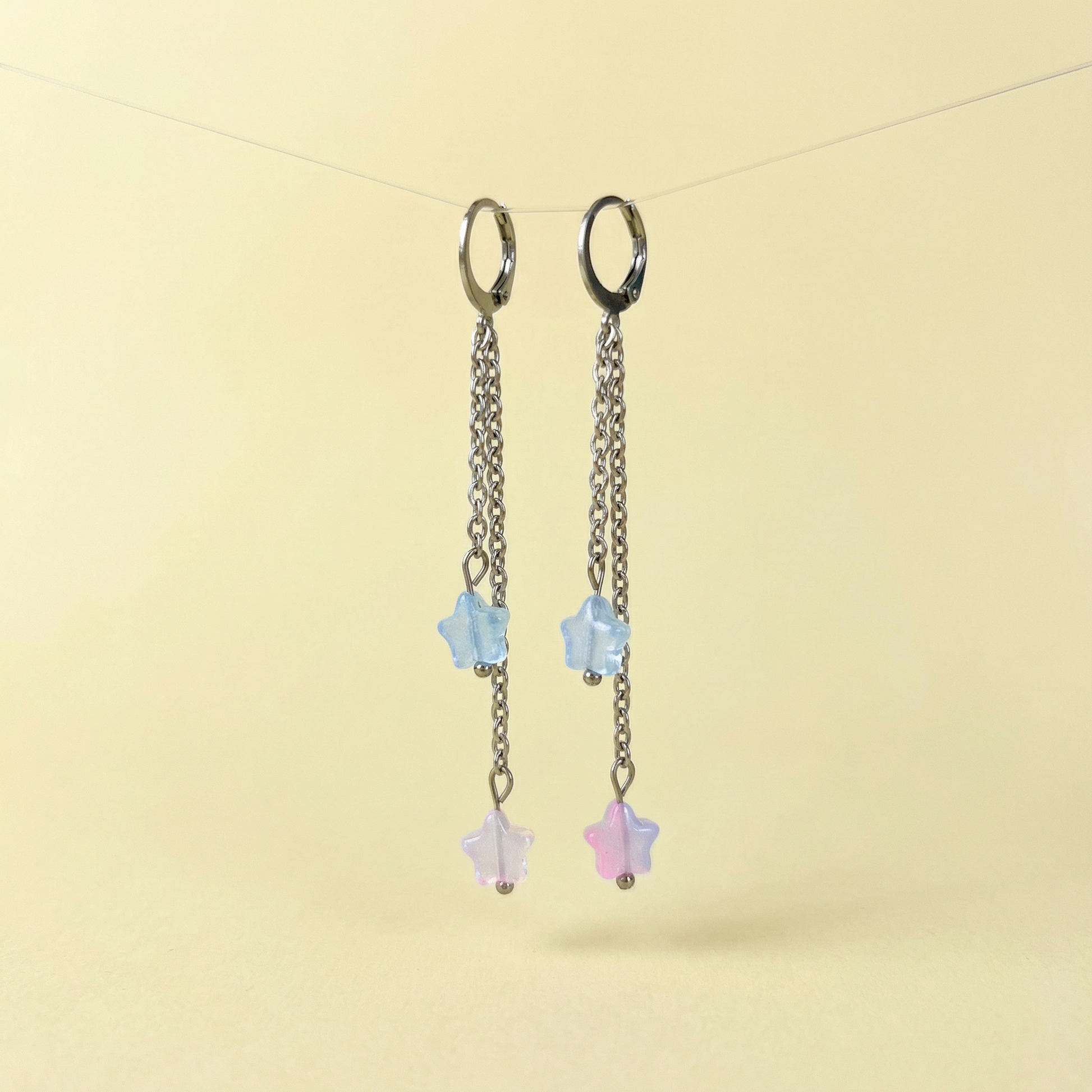 Kawaii star earring, Mono or Pair Baguette Magick