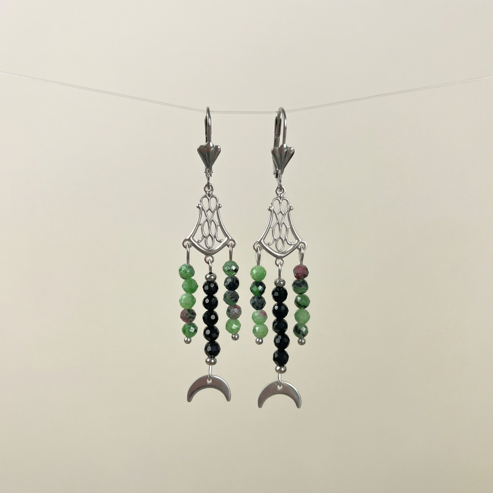 Chandelier art deco earrings Onyx/Garnet or Onyx/Ruby Zoisite Baguette Magick