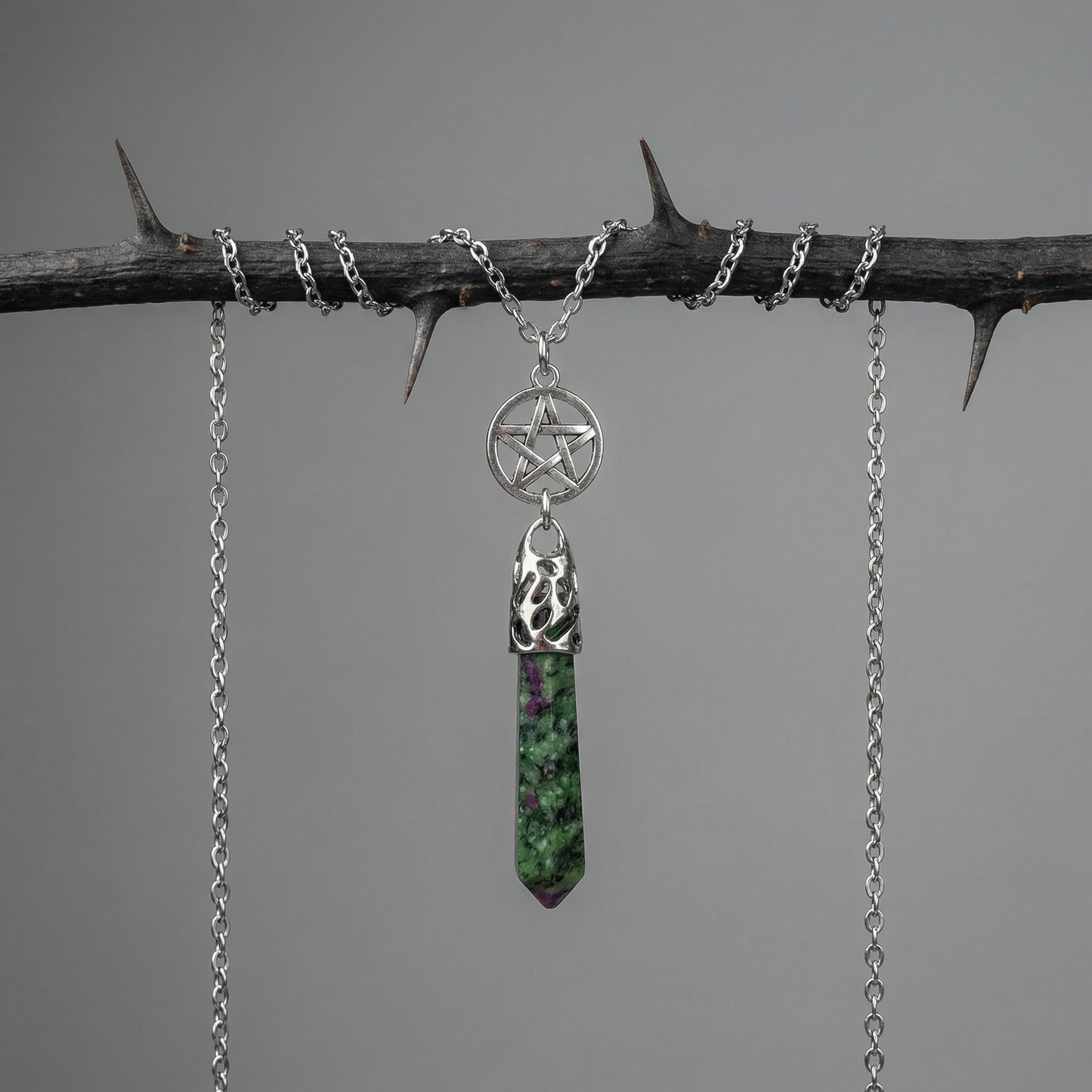 Rubis en cristal Zoisite Anyolite et collier de divination pentacle