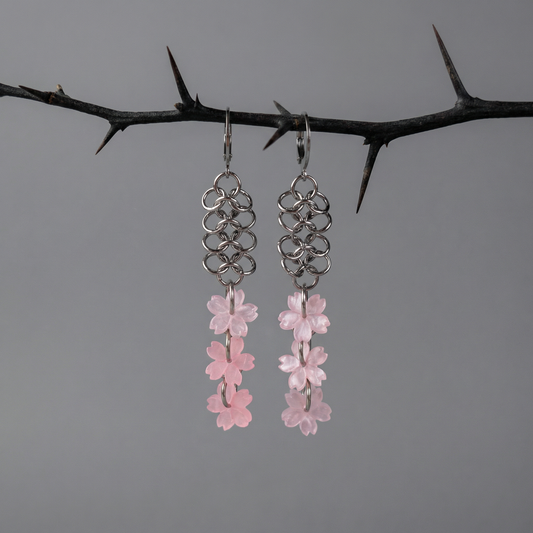 Boucles d'oreilles micro-cotte de mailles sakura