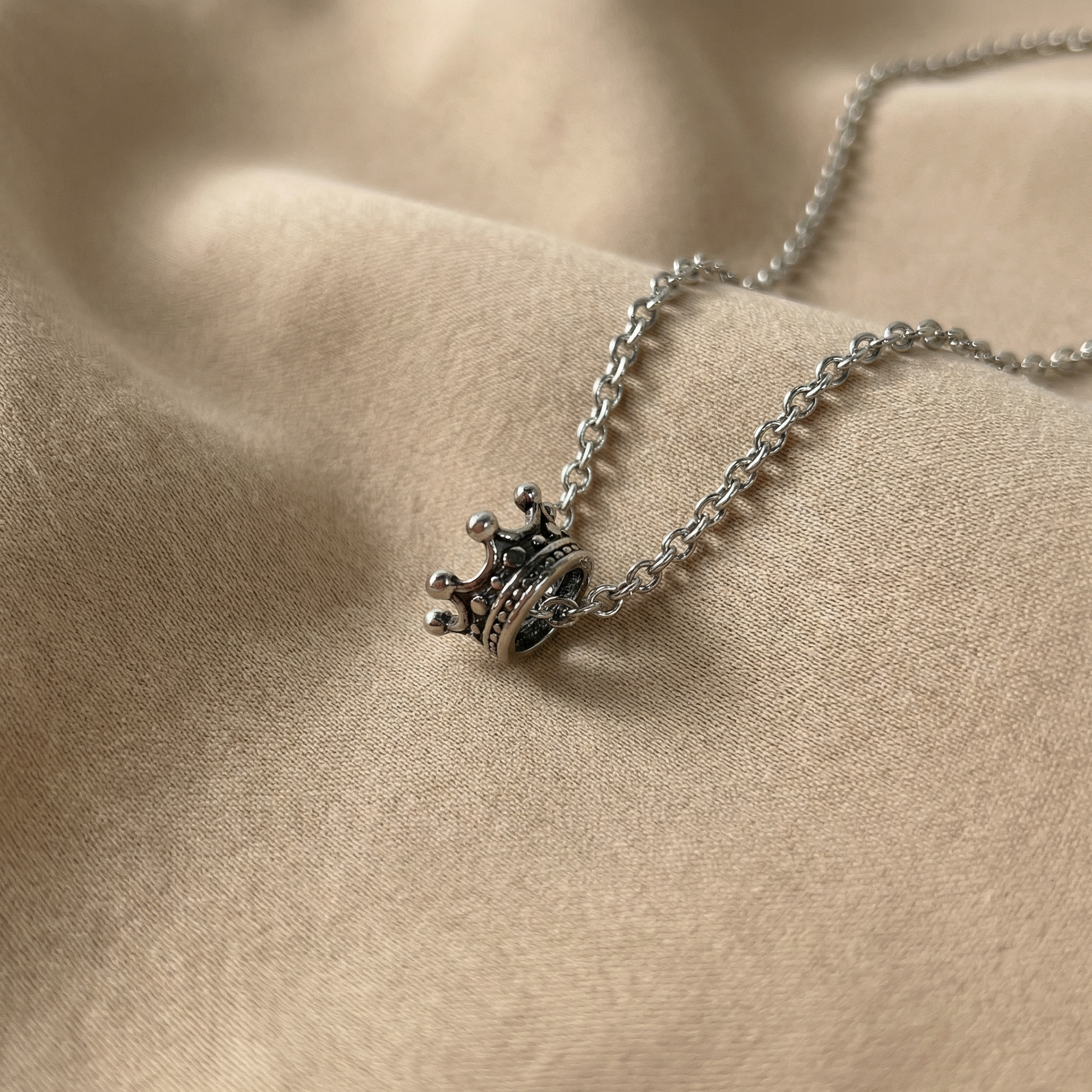 3D Crown fantasy necklace Baguette Magick