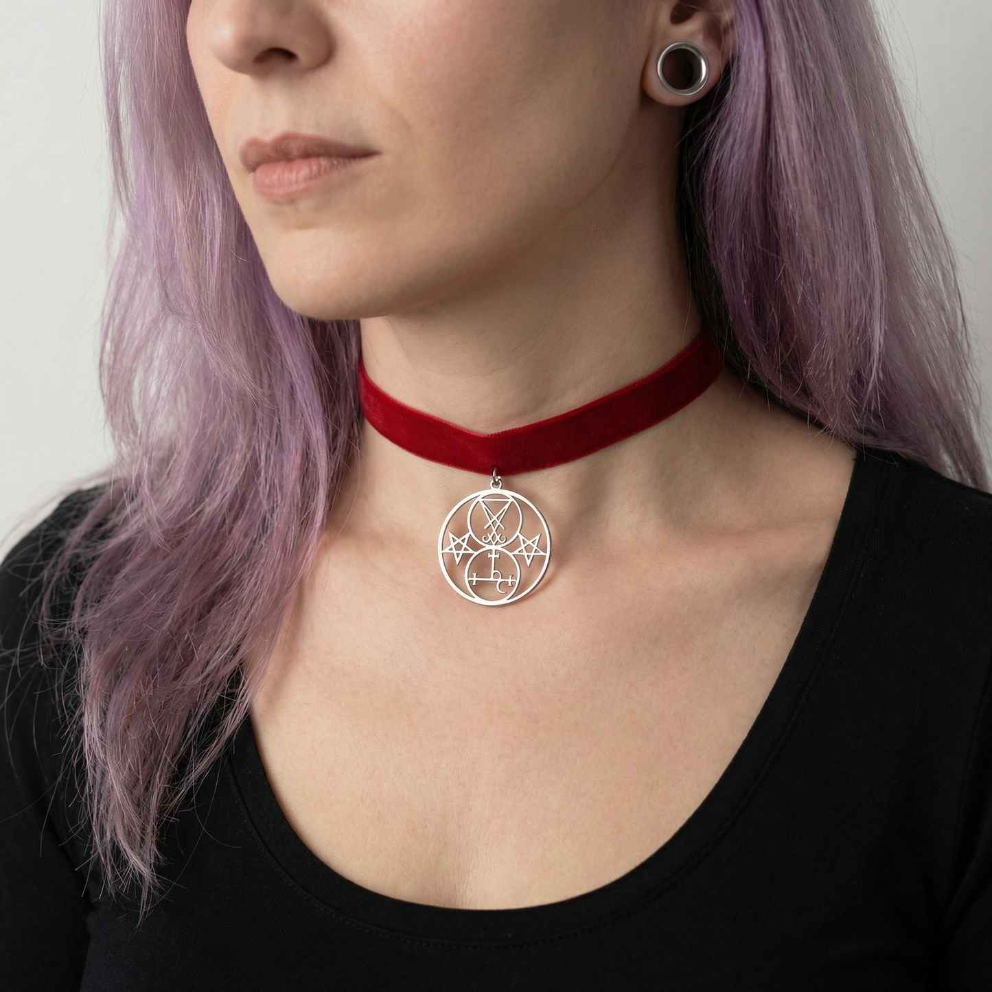 Red velvet Luciferian occult witch choker Baguette Magick