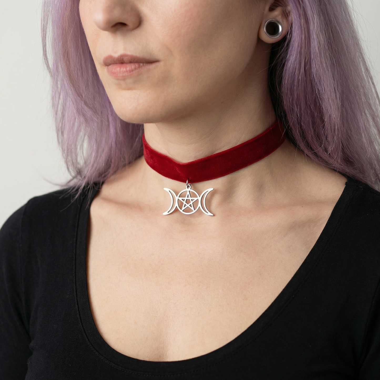Red velvet Triple Moon Pentacle Wiccan Gothic choker Baguette Magick