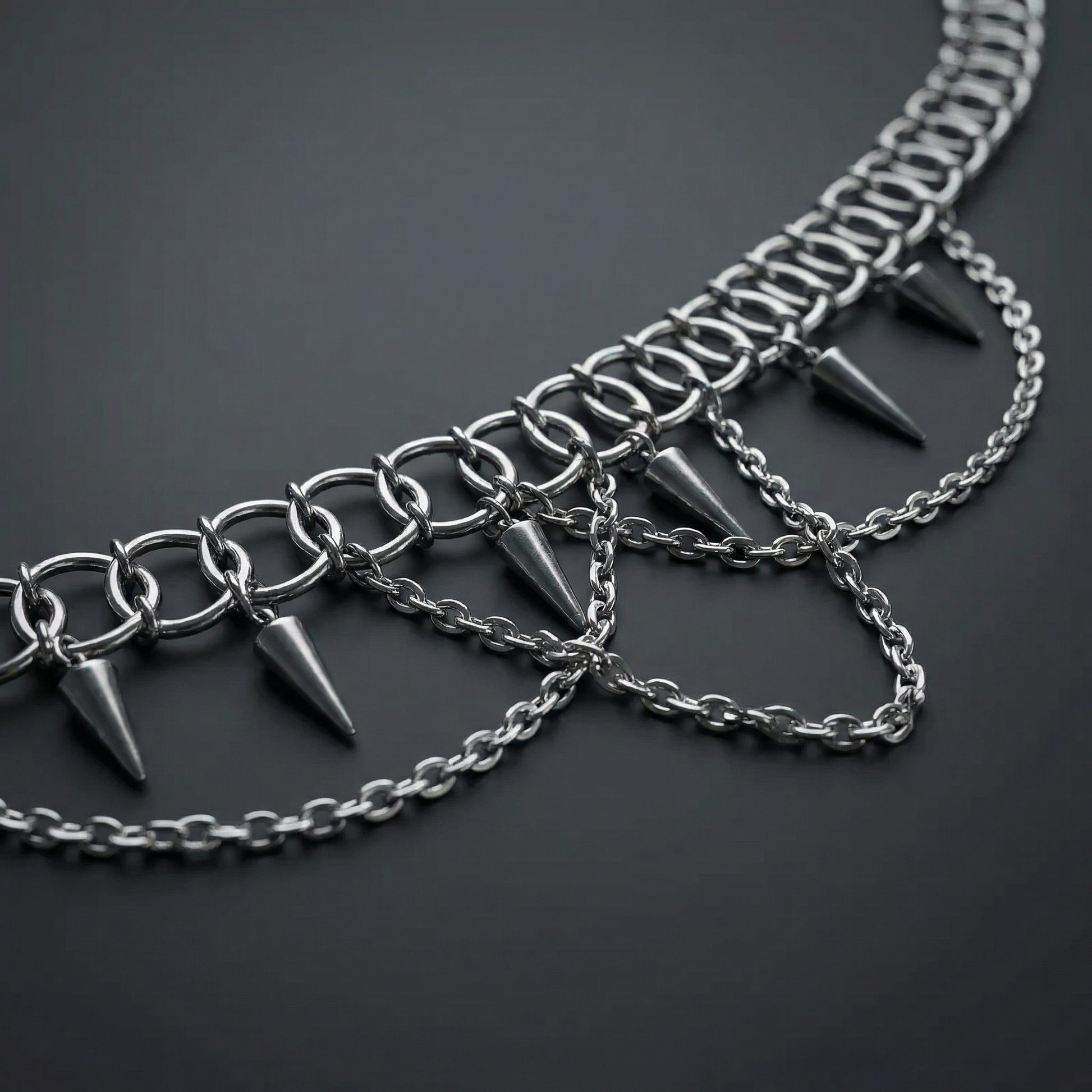 Centipede gothic chainmail choker, spikes and chains Baguette Magick