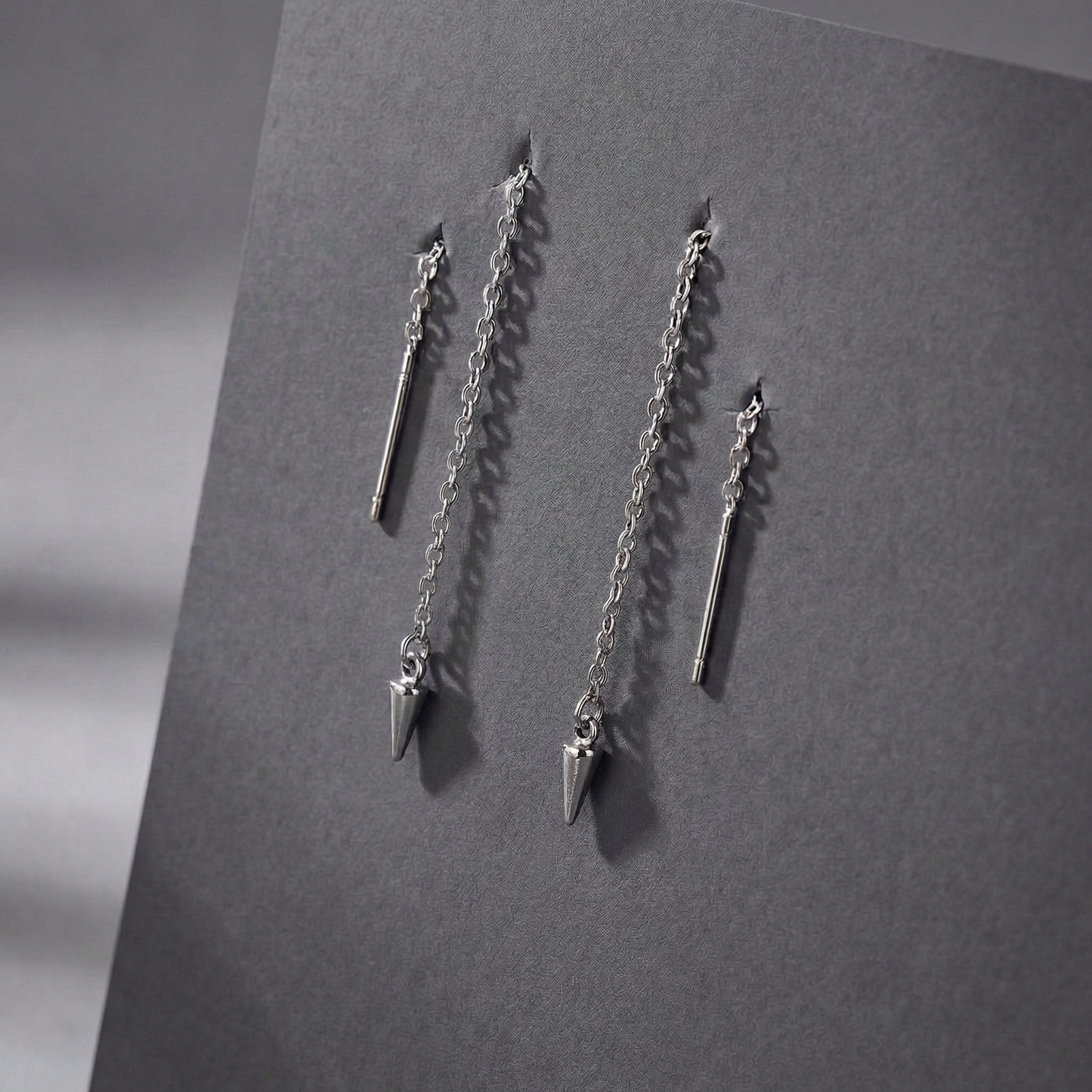 Spikes threader earrings Baguette Magick