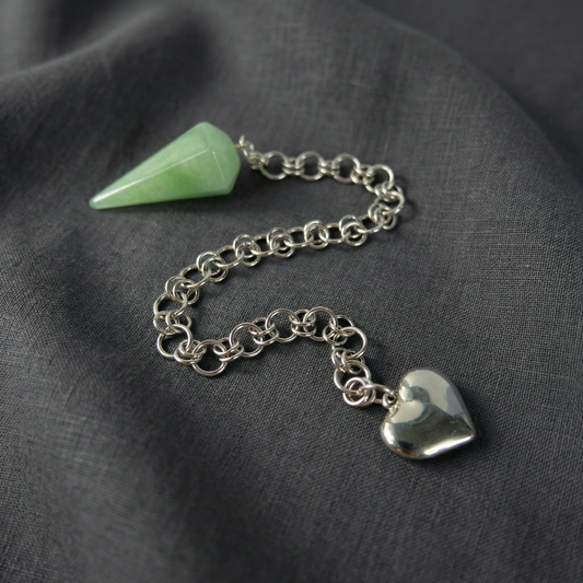 Puffy heart and aventurine gemstone chainmail pendulum Baguette Magick
