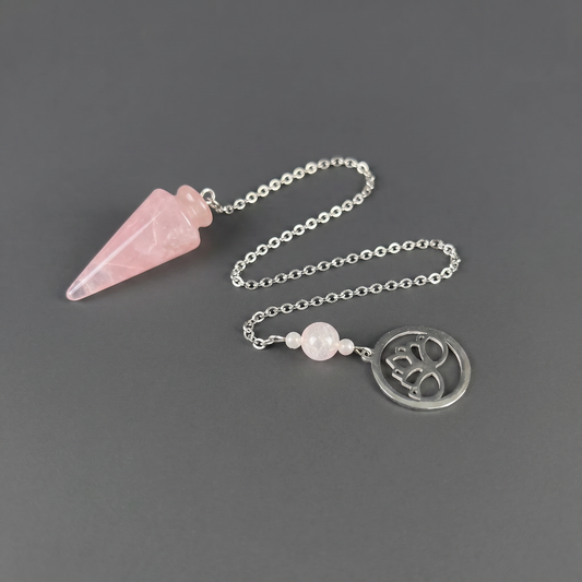 Pendule fleur de lotus en quartz rose