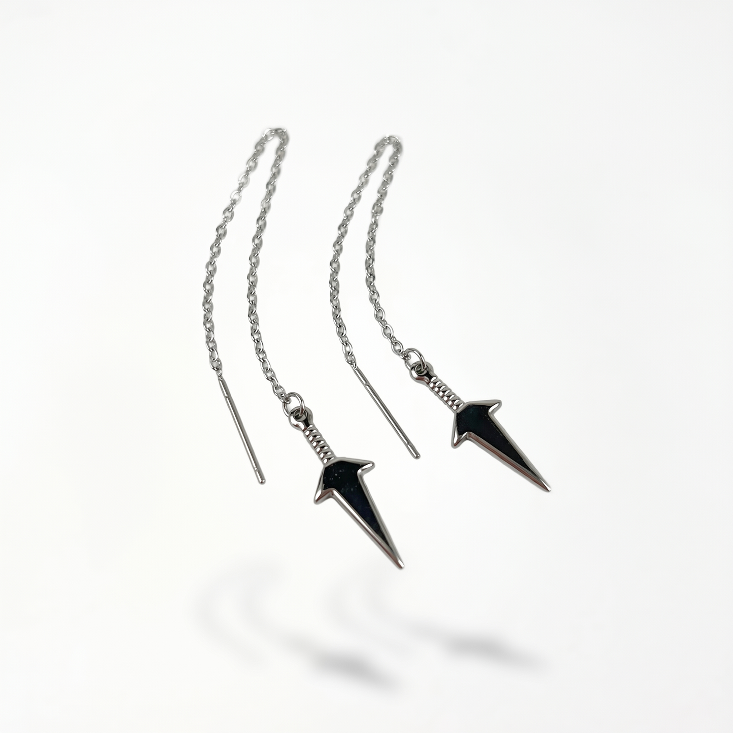 Boucles d'oreilles Kunai enfilables, acier inoxydable