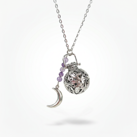 Médaillon d'améthyste rococo et collier croissant de Lune