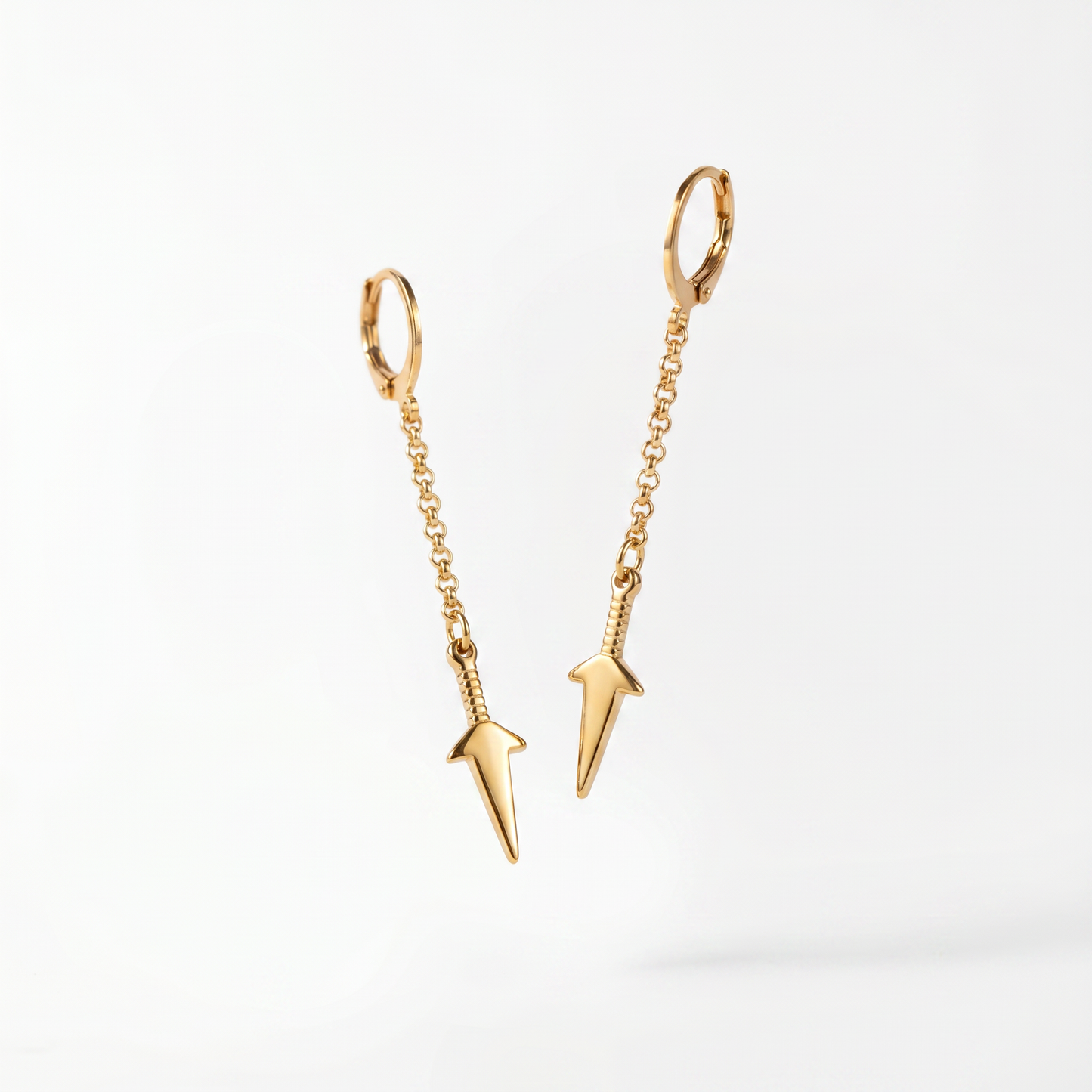 Boucles d'oreilles kunai, pendantes plaqué or