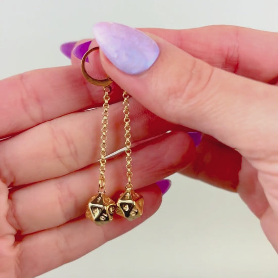 dangle and drop earrings with d20 dices, gold plated stainless steel, thin chains, gothic and alternative style geek jewelry for role play tabletop games player