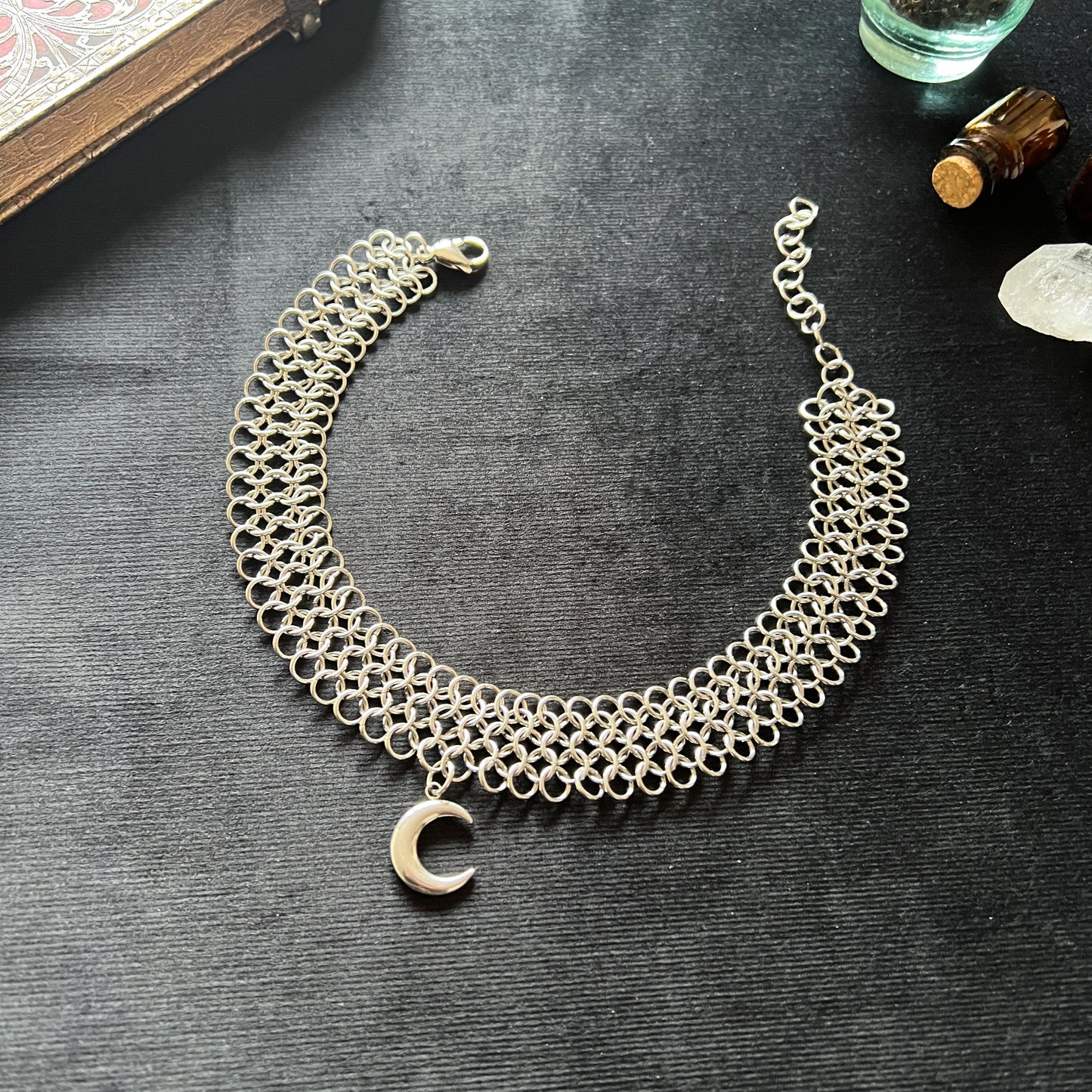 Moon crescent chainmail choker made of stainless steel European 4 in 1 chainmaille necklace gothic jewelry