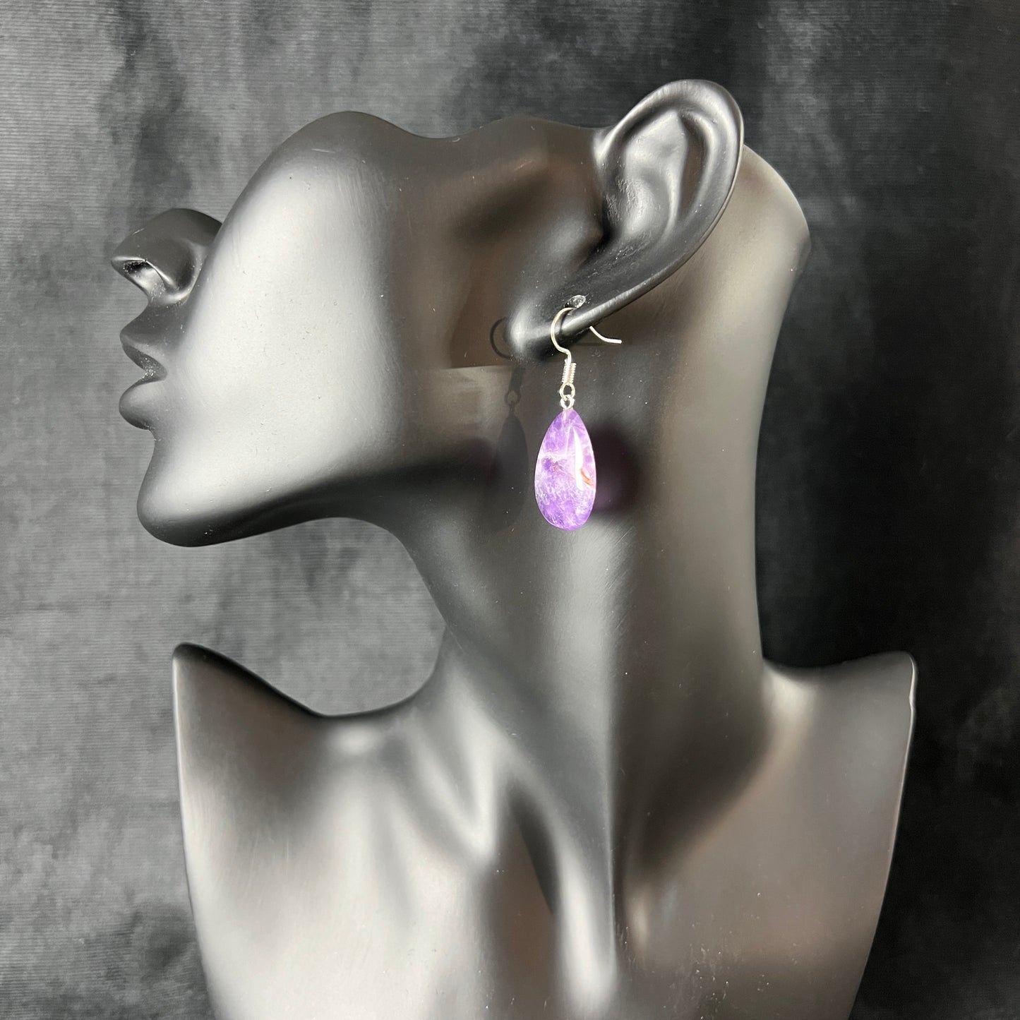Amethyst teardrop earrings Baguette Magick