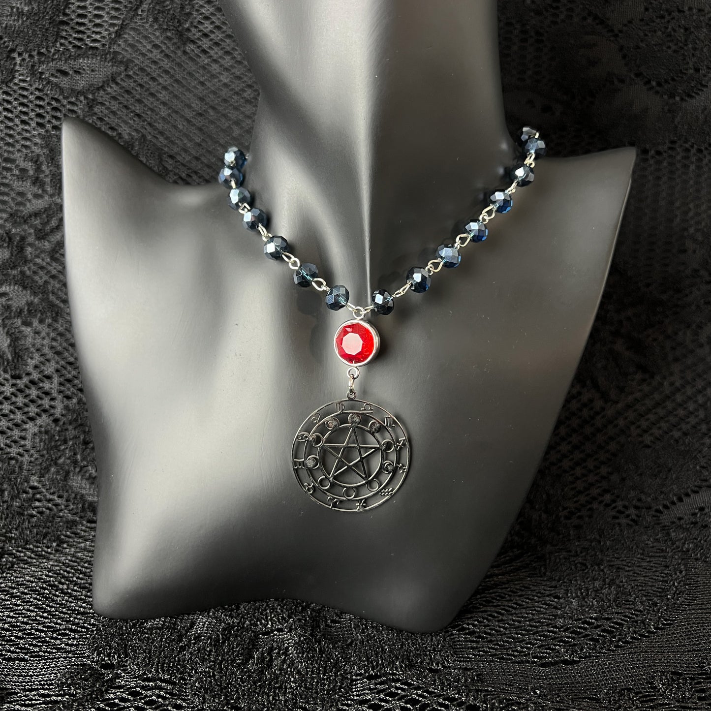 Pentacle, Moon phases and Zodiac signs rosary style choker Baguette Magick