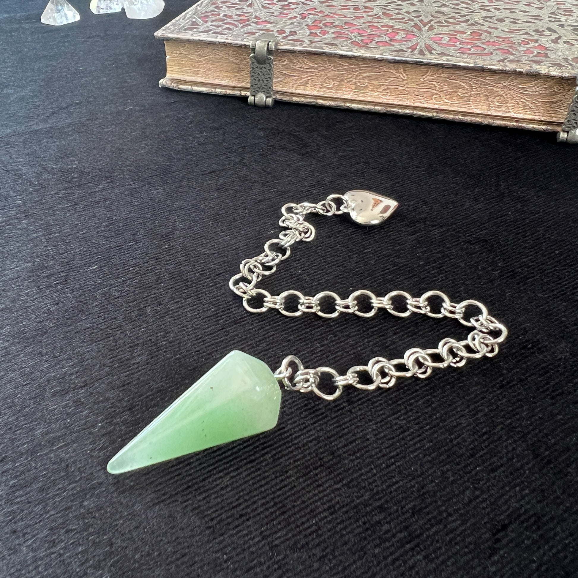 Puffy heart and aventurine gemstone chainmail pendulum Baguette Magick