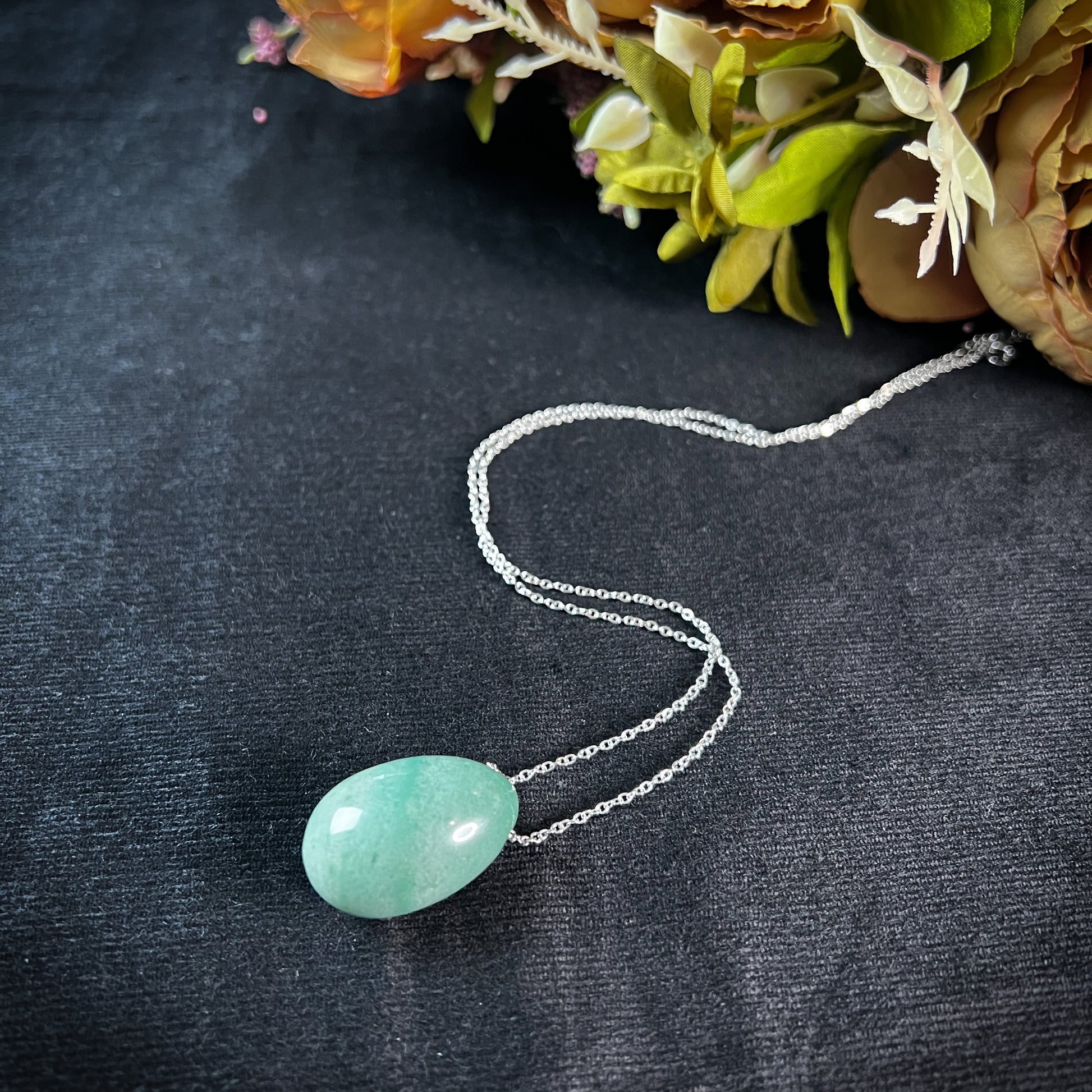Aventurine gemstone egg and stainless steel necklace Baguette Magick