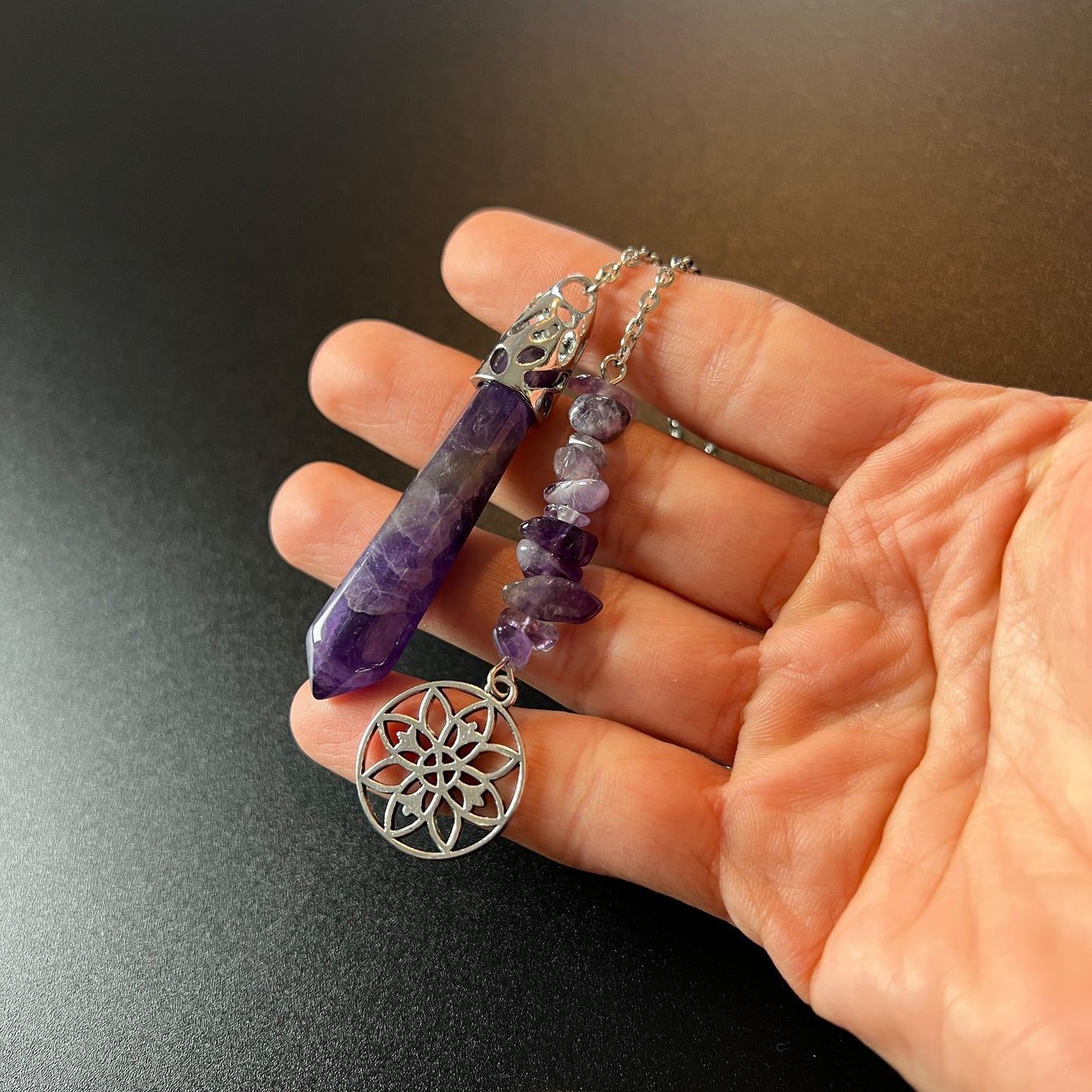 Amethyst and floral symbol pendulum - The French Witch shop