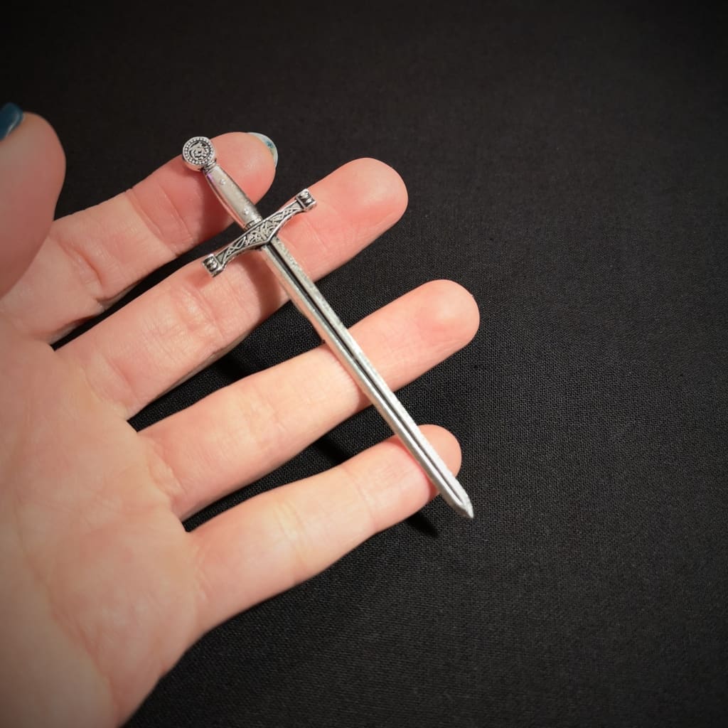 Excalibur sword brooch - The French Witch shop