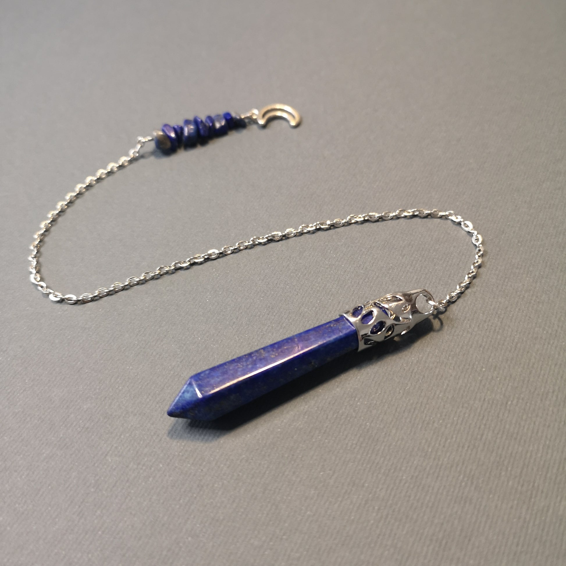 Lapis lazuli and crescent moon charm pendulum Baguette Magick