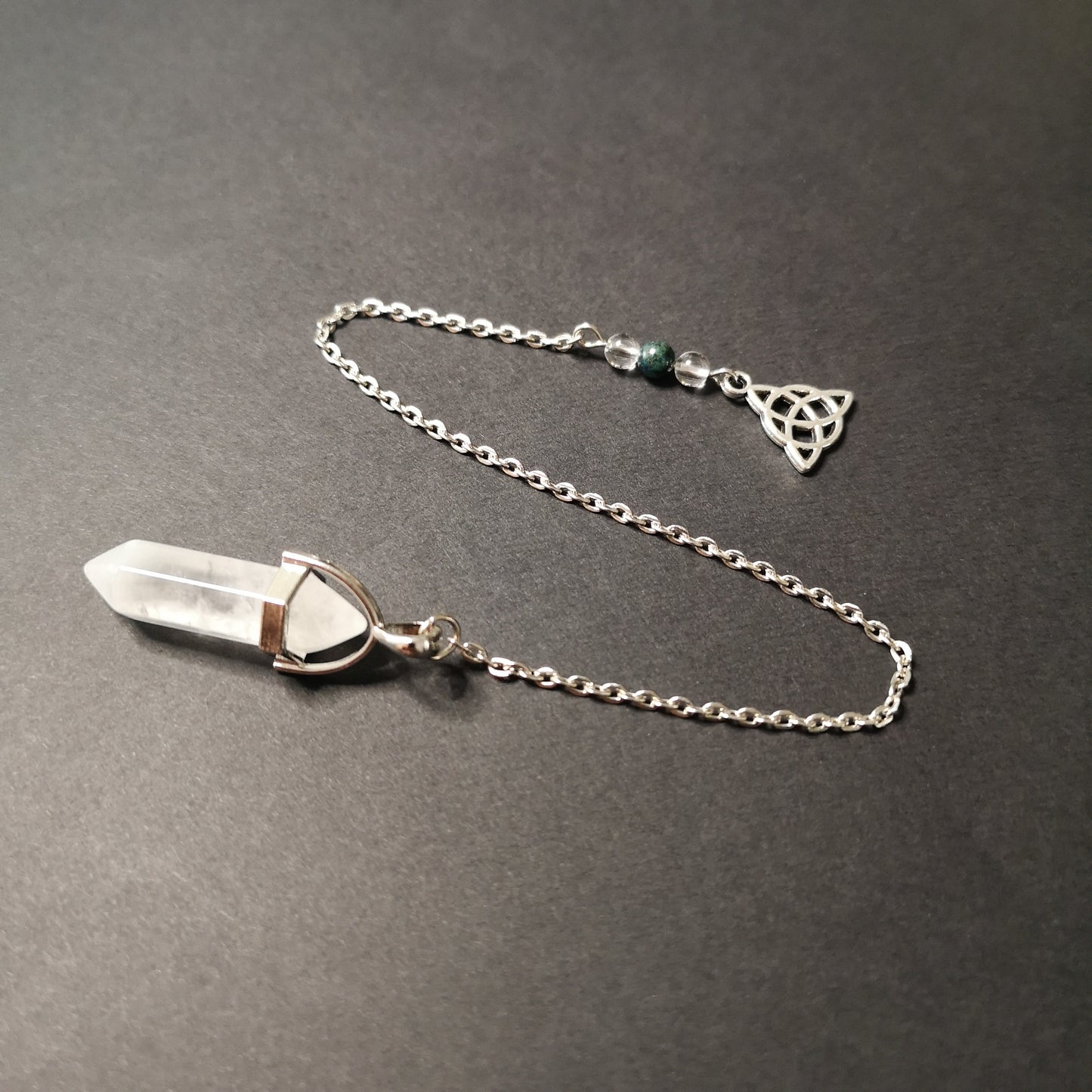 Quartz and azurite malachite triquetra celtic knot pendulum