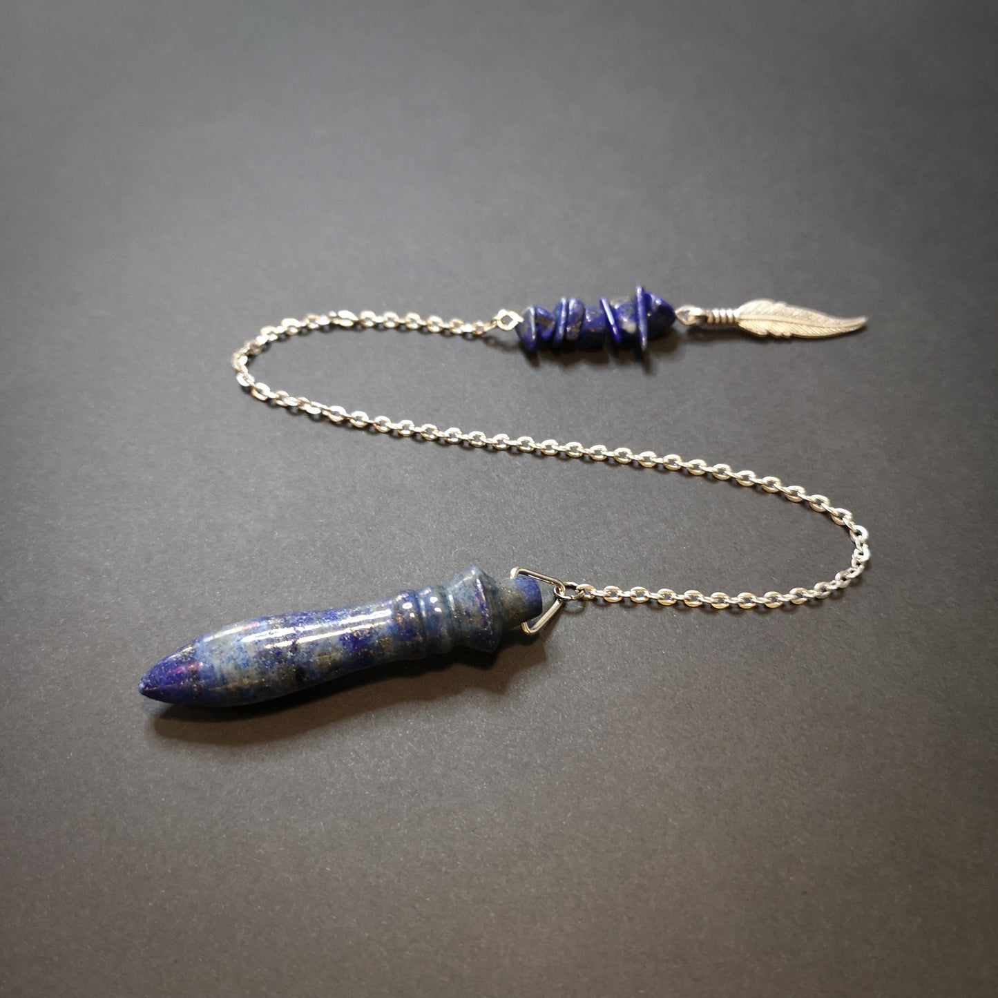 Egyptian Thot pendulum lapis lazuli and feather - The French Witch shop