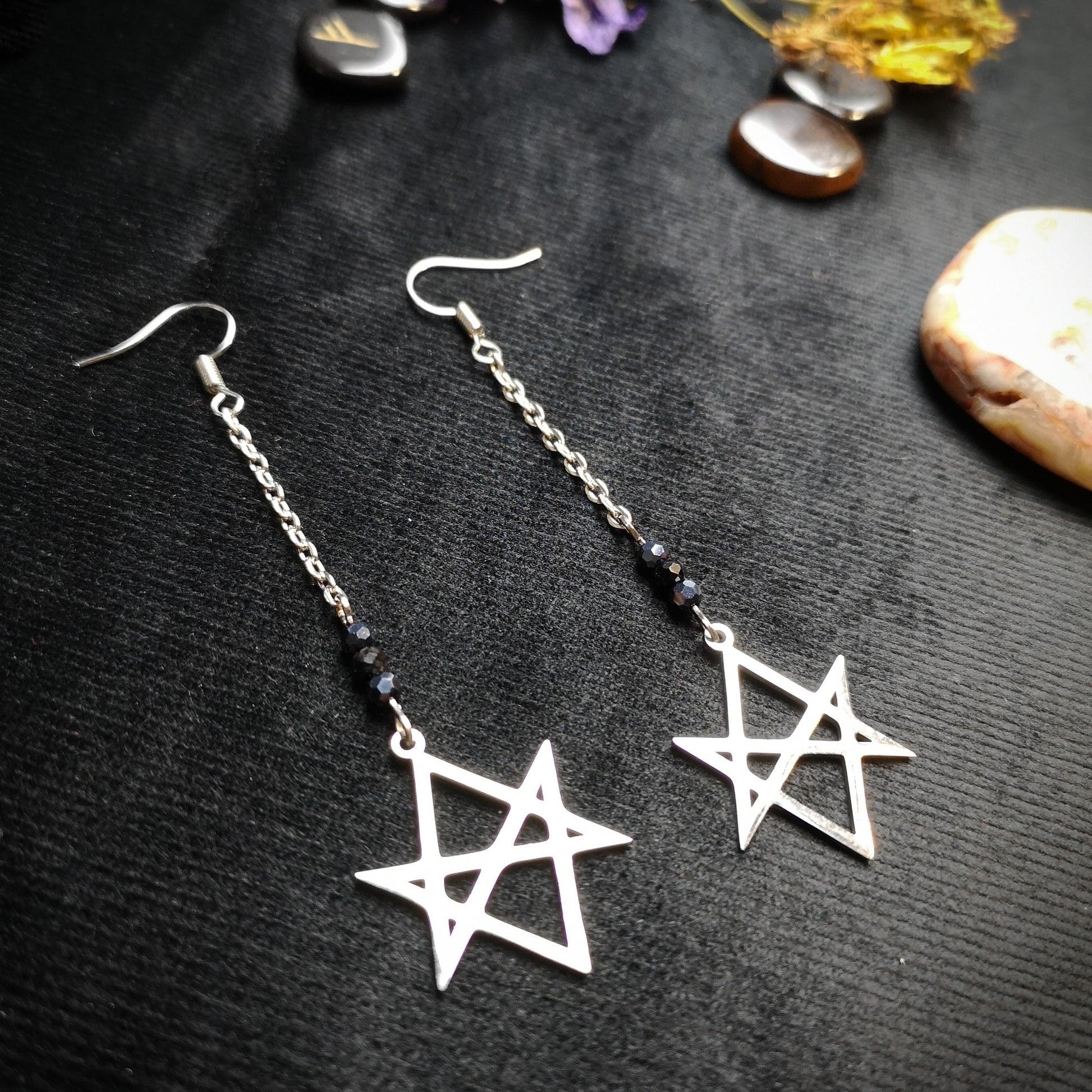 Unicursal hexagram earrings Baguette Magick