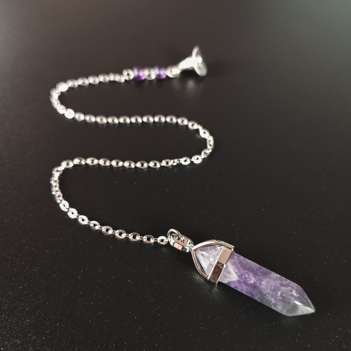 Amethyst and witch pointy hat dowsing divination pendulum - The French Witch shop