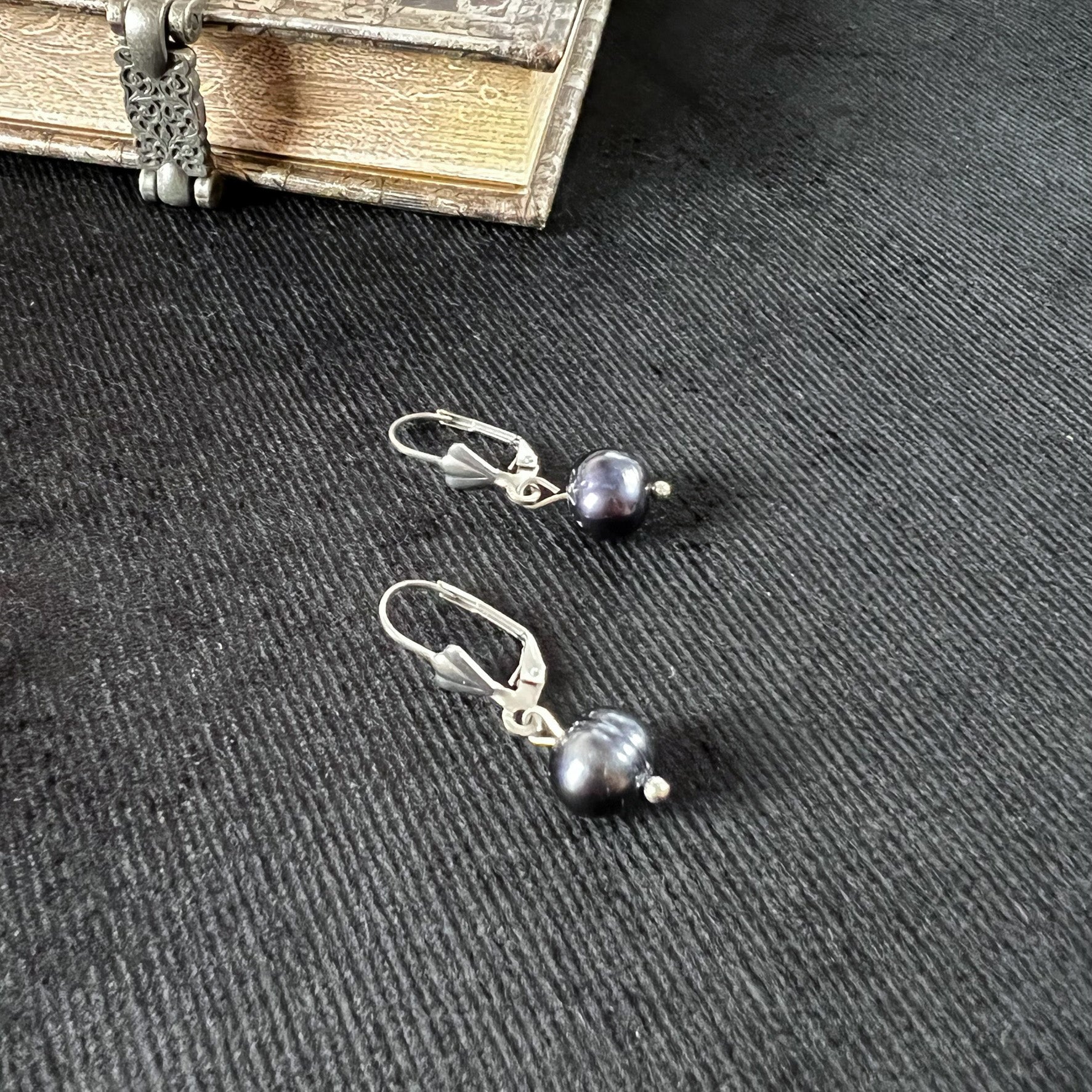 Victorian baroque black pearl earrings elegant earrings stainless steel