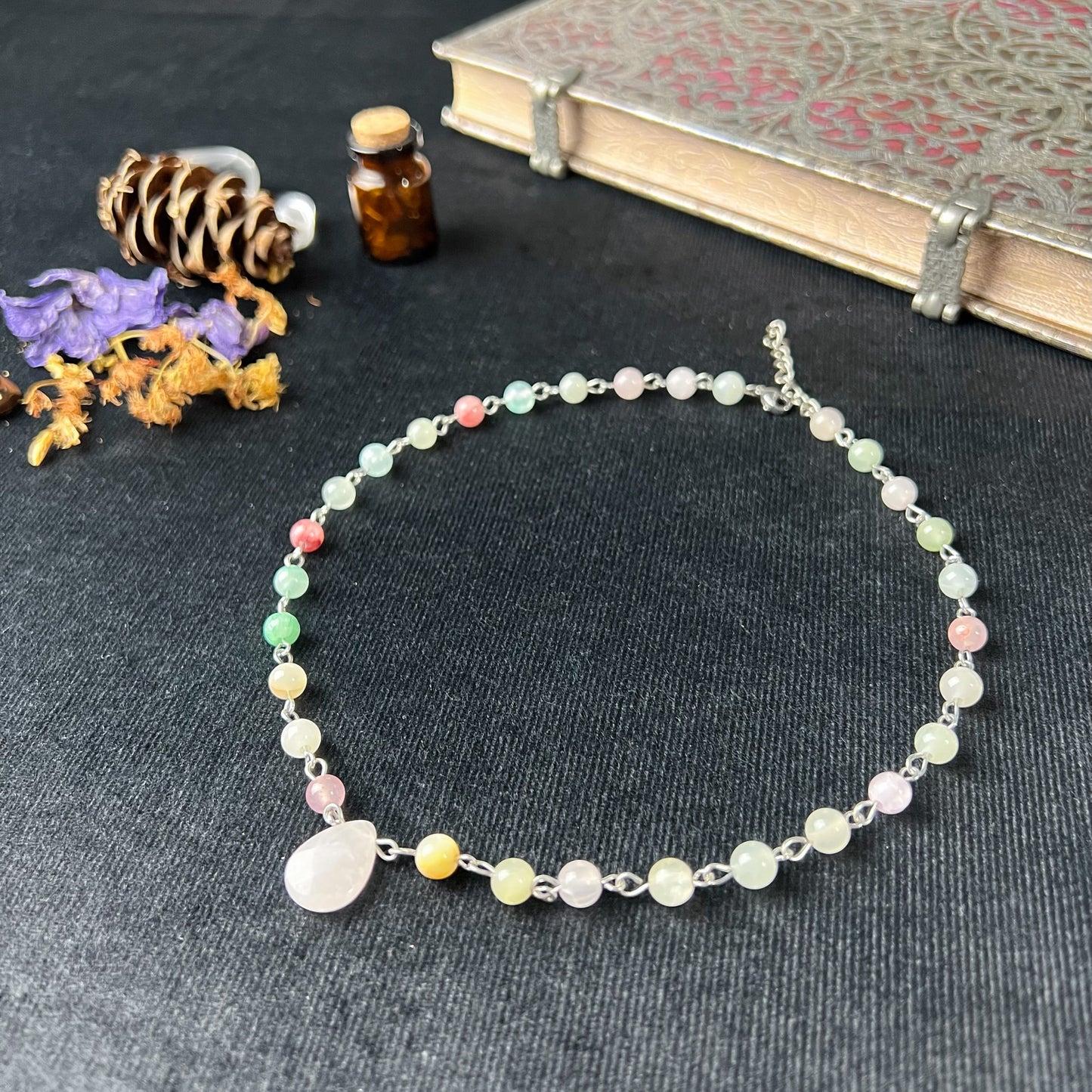 Rose quartz and pastel agate beads romantic choker - The French Witch shop