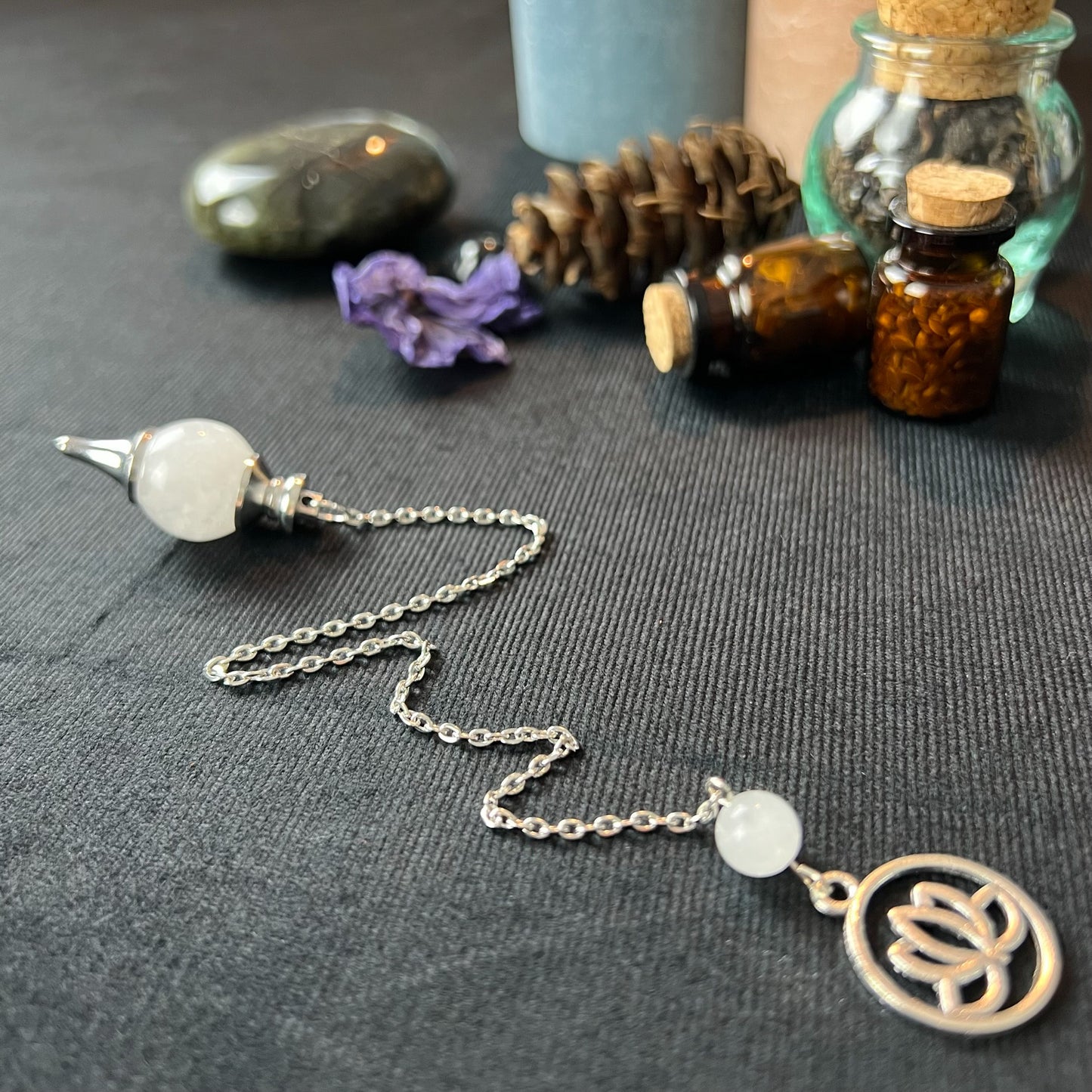 Clear quartz and lotus Sephoroton dowsing pendulum Baguette Magick