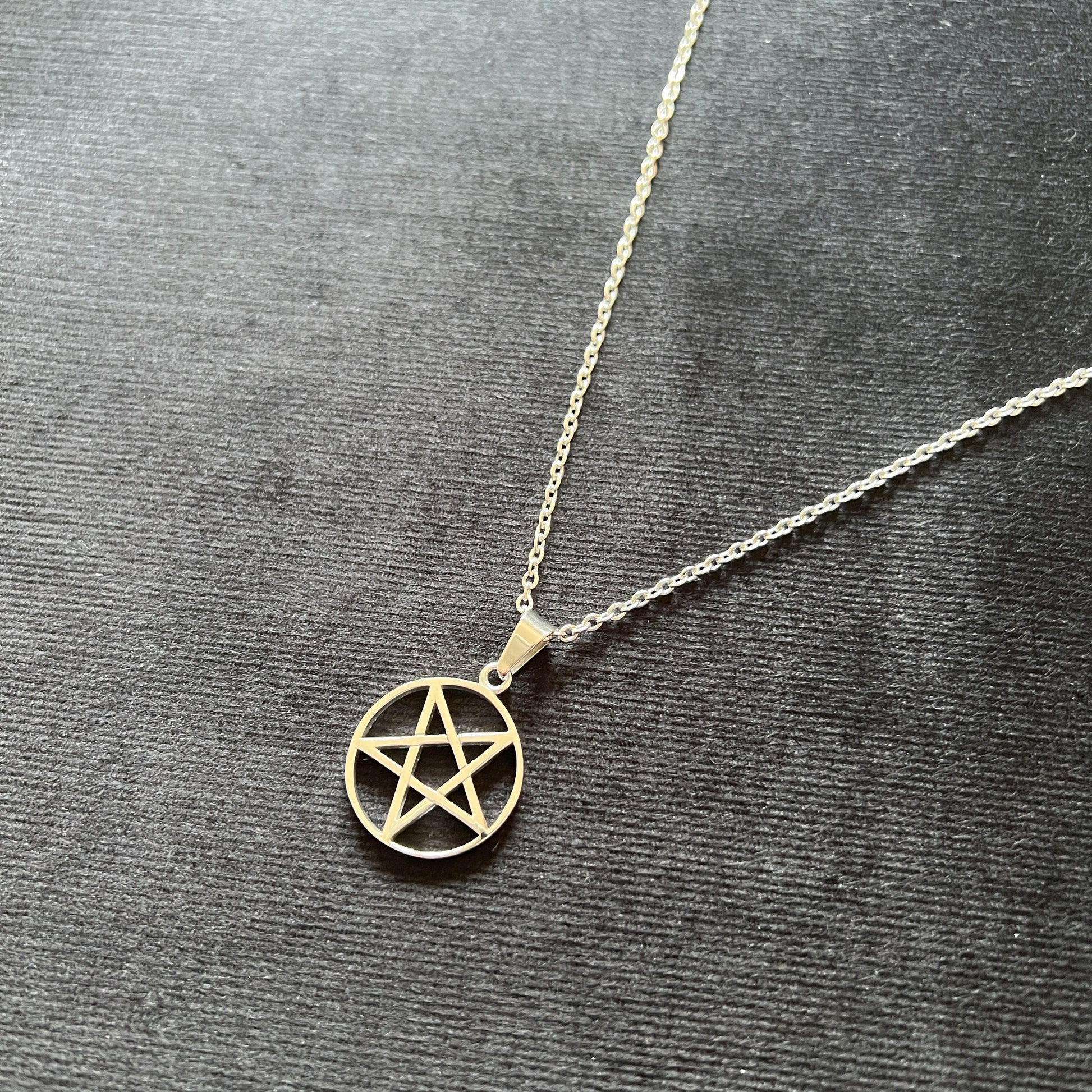 Stainless steel reversed pentacle necklace witch jewelry occult inverted pentacle necklace