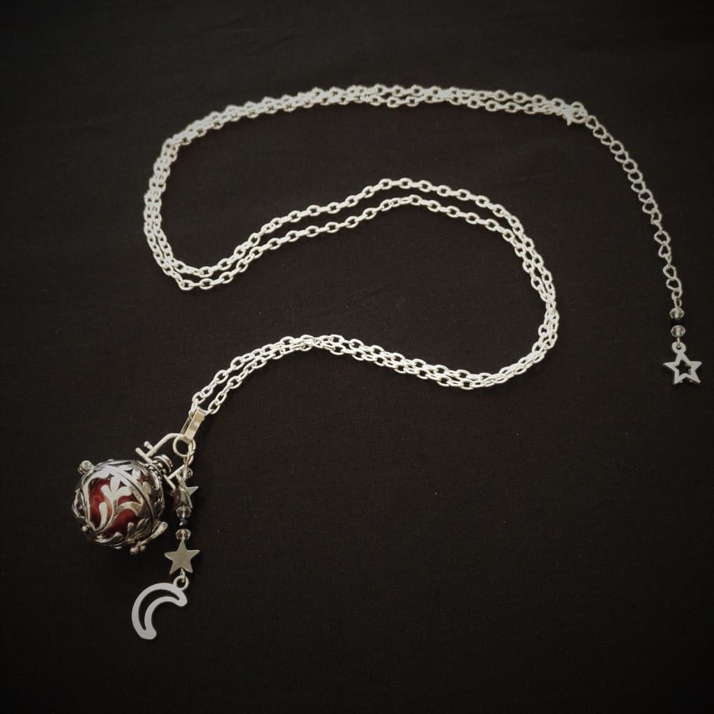 Bola necklace with hematite - The French Witch shop